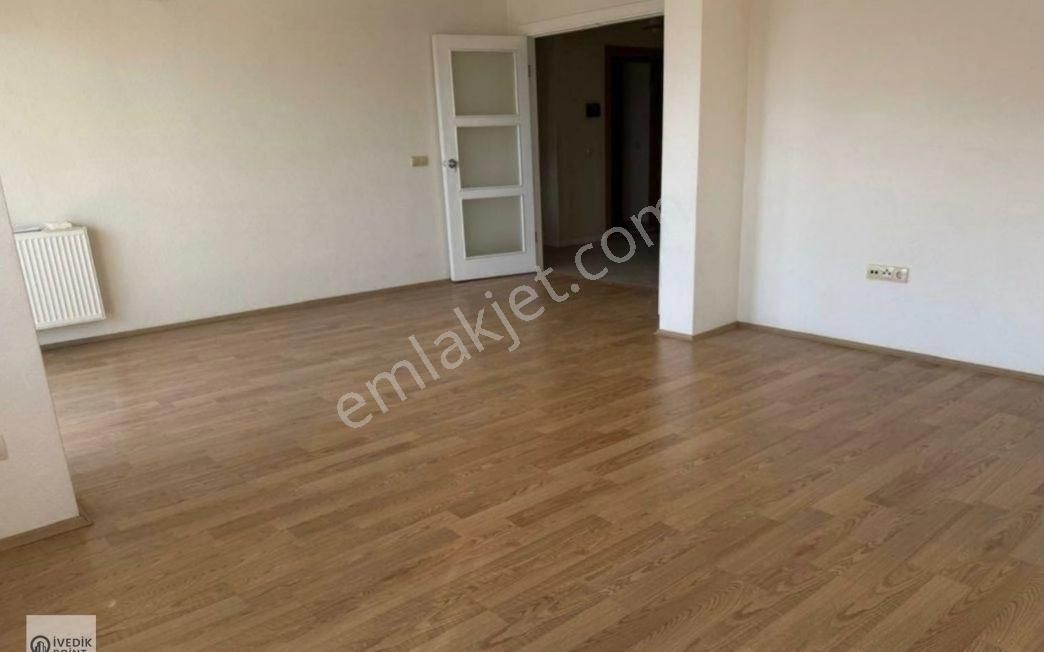 Akkent 2 7/24güvenlik, Kapalı Otopark Merkezikonum 3+1+1 Teraslı - Görsel 9