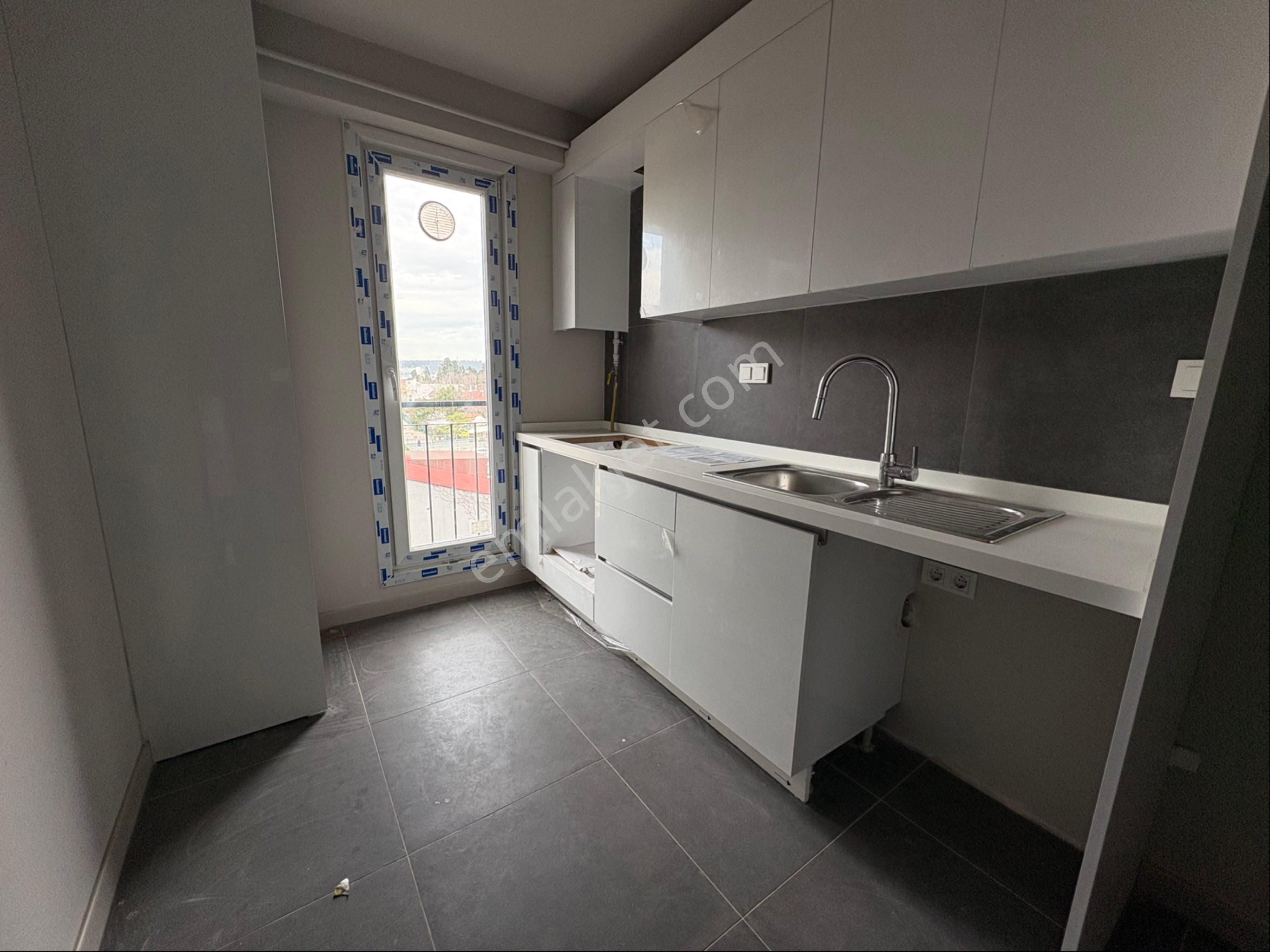 Kadıköy Rasimpaşa'da Sıfır Oturuma Hazır Dublex 2+1 95m² Net - Görsel 6