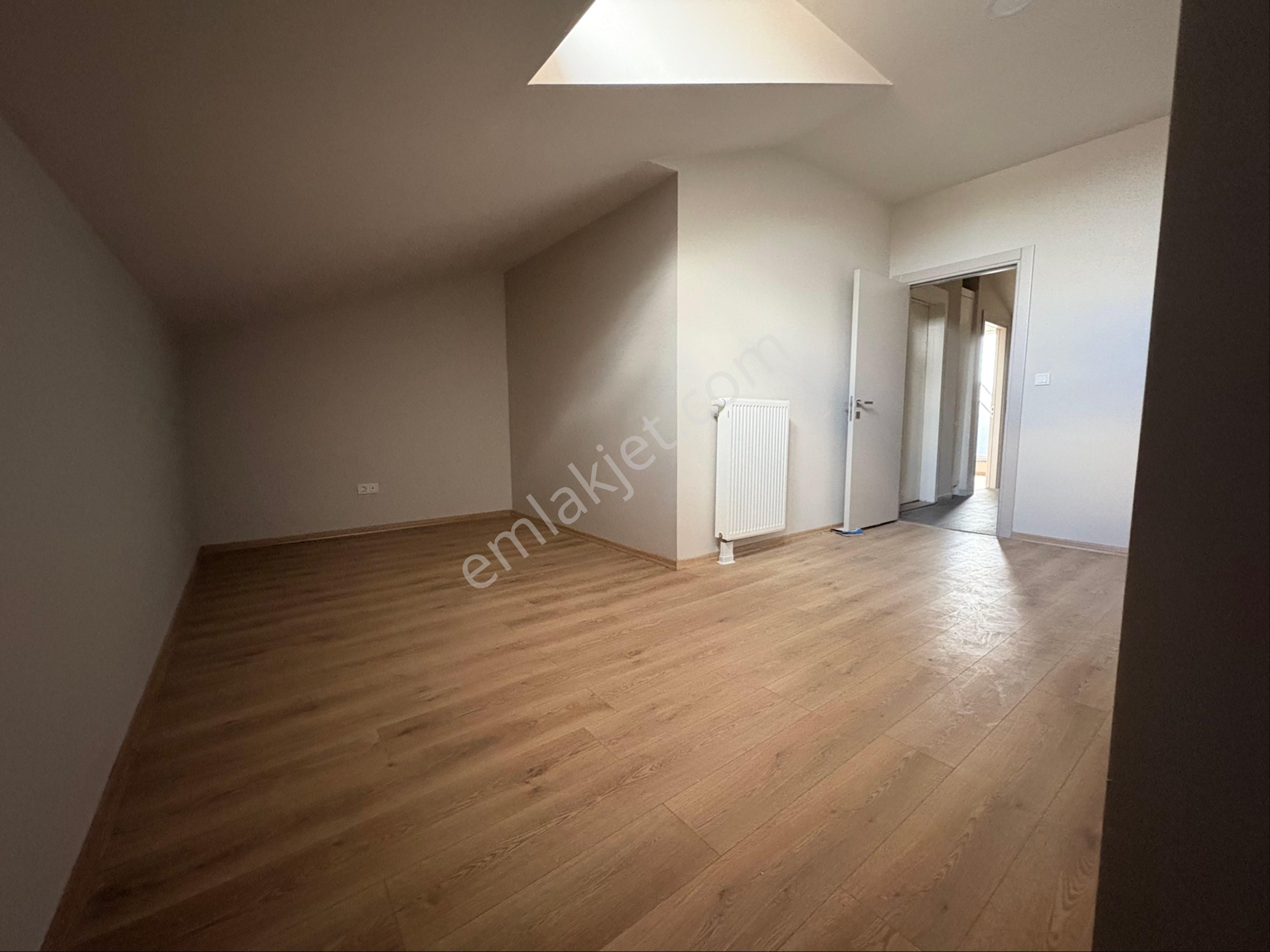 Kadıköy Rasimpaşa'da Sıfır Oturuma Hazır Dublex 2+1 95m² Net - Görsel 21