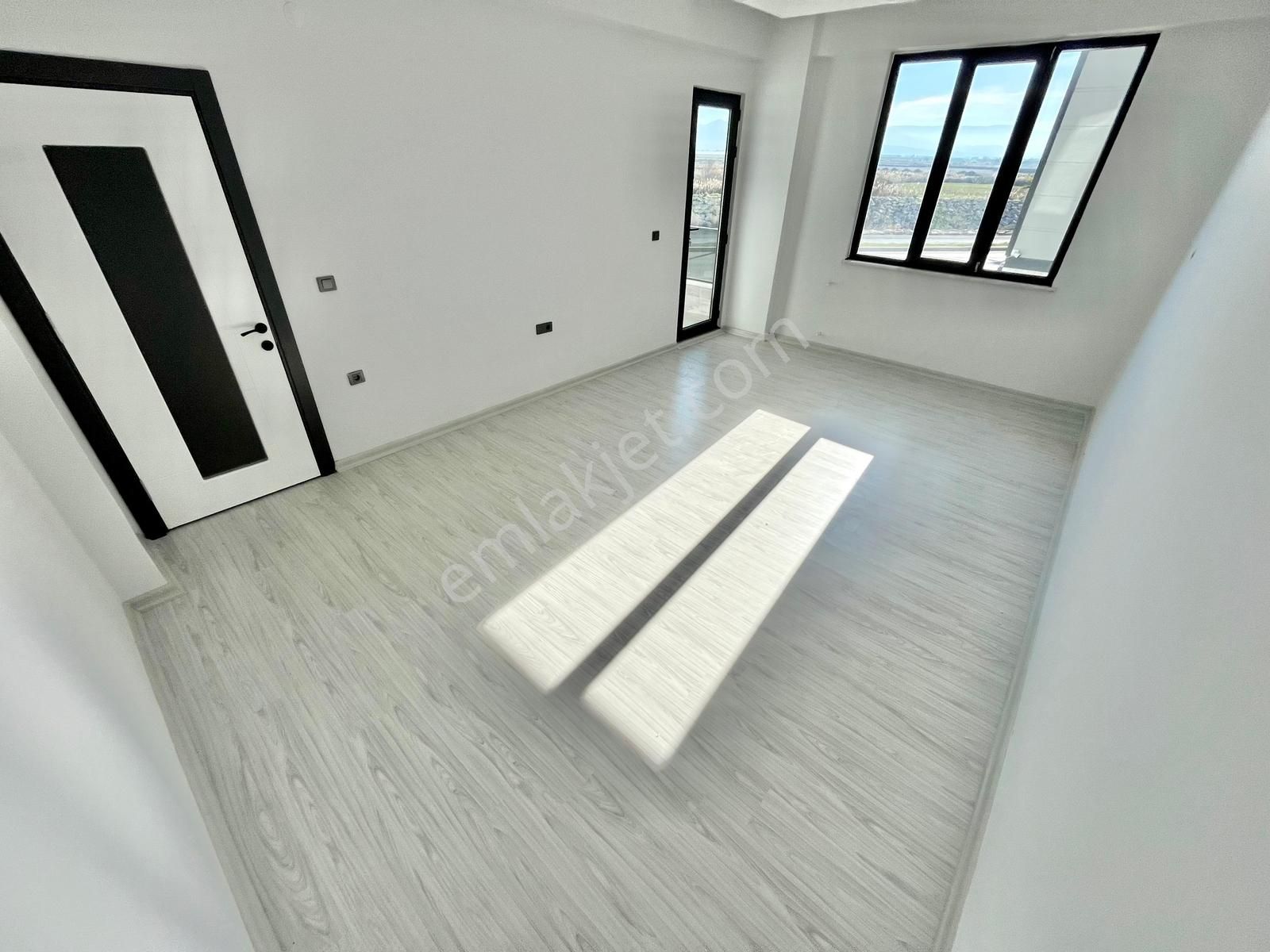 Gümüşden Altınkumda Ara Kat Ön Cephe Ayrı Mutfak Sıfır 2+1 Daire - Görsel 34