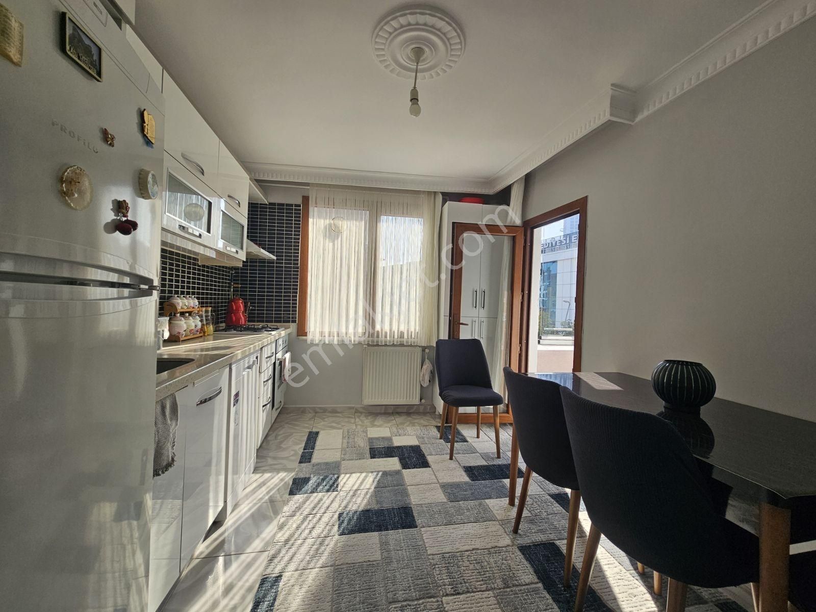 Cadde Üzeri Güneş Alan Aydınlık - Görsel 5