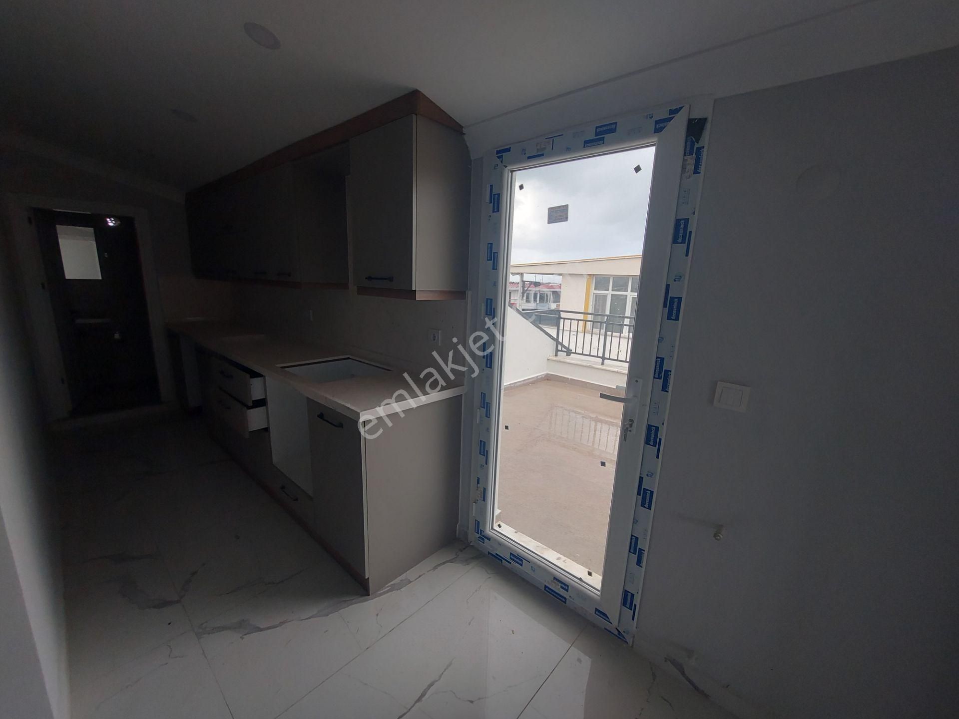 Asansörlü 3+1 Ayrı Mutfaklı Sıfır Ön Cephe Geniş Dubleks - Görsel 28