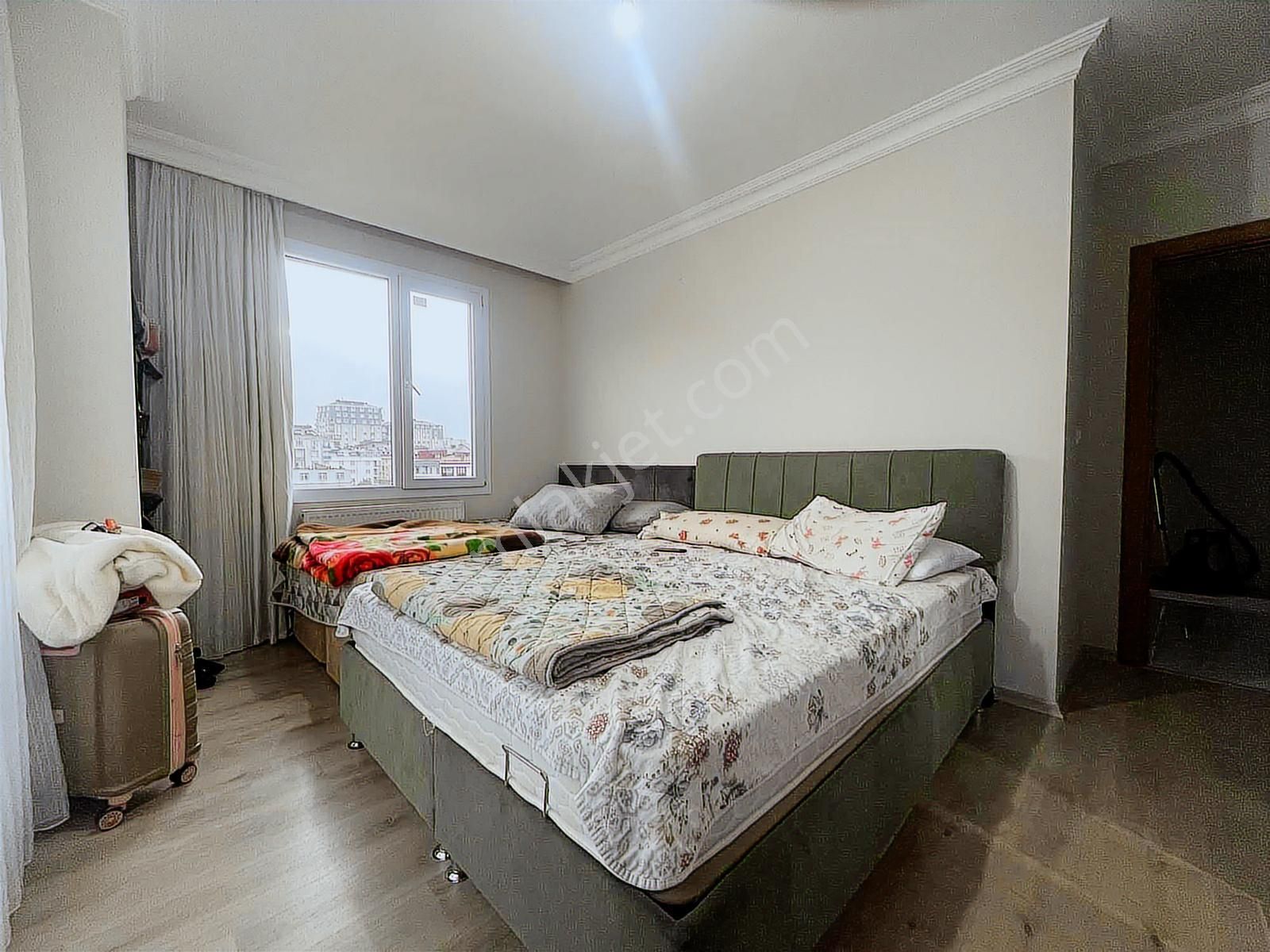 Kapalı Otoparklı Sıgınaklı Lüks Yapım 3+1 Satılık Daıre - Görsel 35