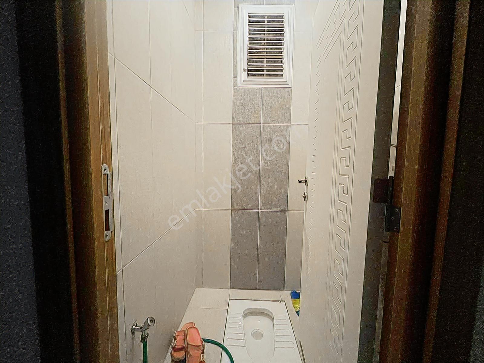 Kapalı Otoparklı Sıgınaklı Lüks Yapım 3+1 Satılık Daıre - Görsel 7