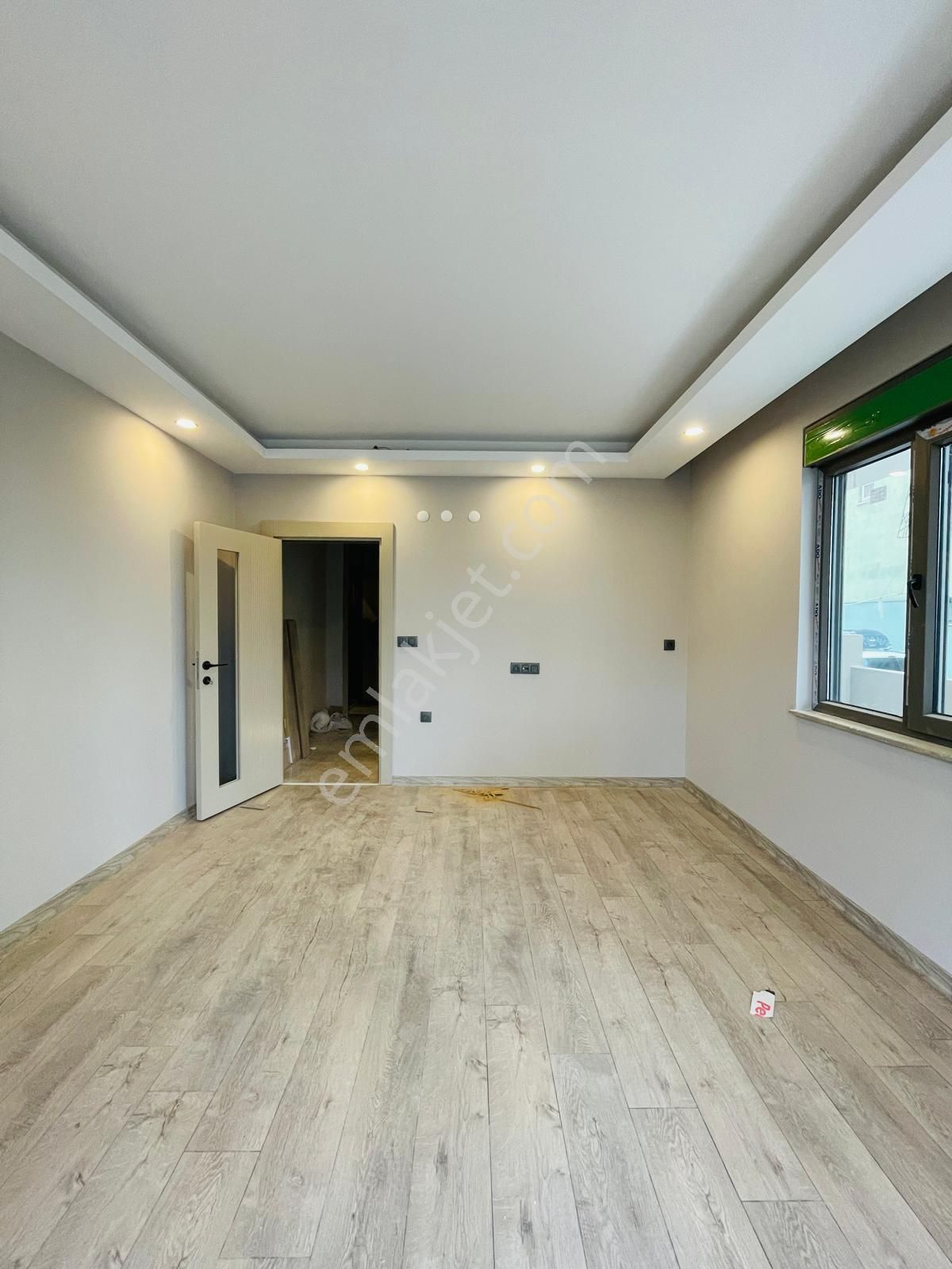 Yeni Emek 'te Kent Meydanı Yakını Geniş Ayrı Mutfak 1+1 - Görsel 2