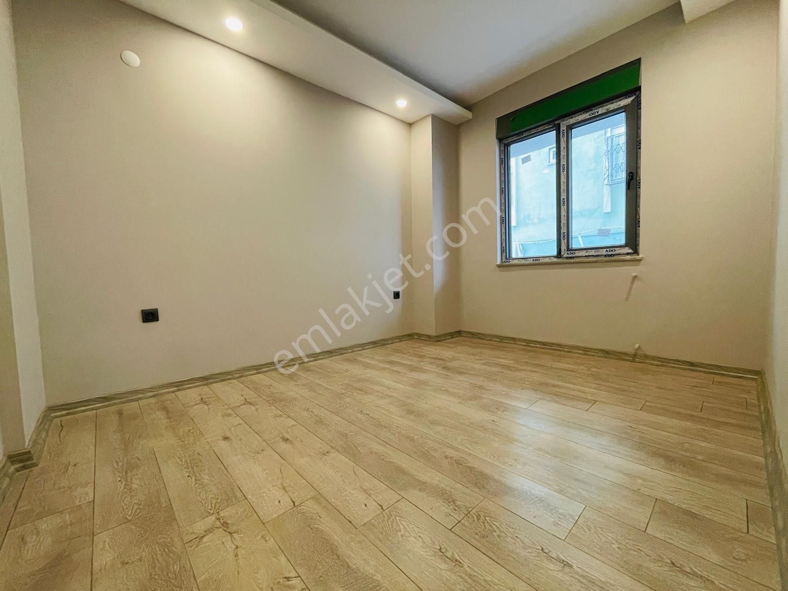 Yeni Emek 'te Kent Meydanı Yakını Geniş Ayrı Mutfak 1+1 - Görsel 11