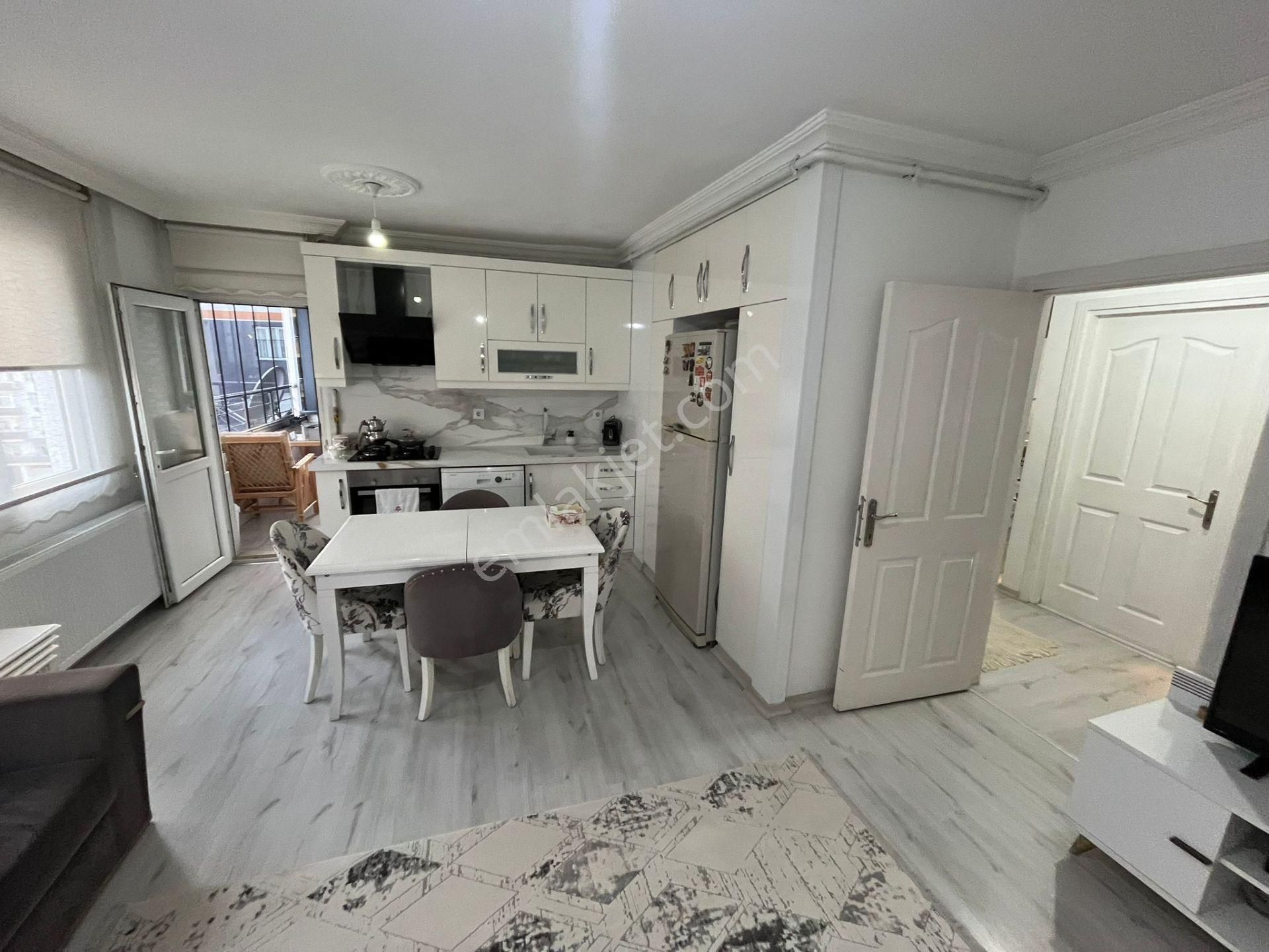 Finalden Hayalpark Yanında Doğalgazlı Az Katlı 3+1 Full Yapılı