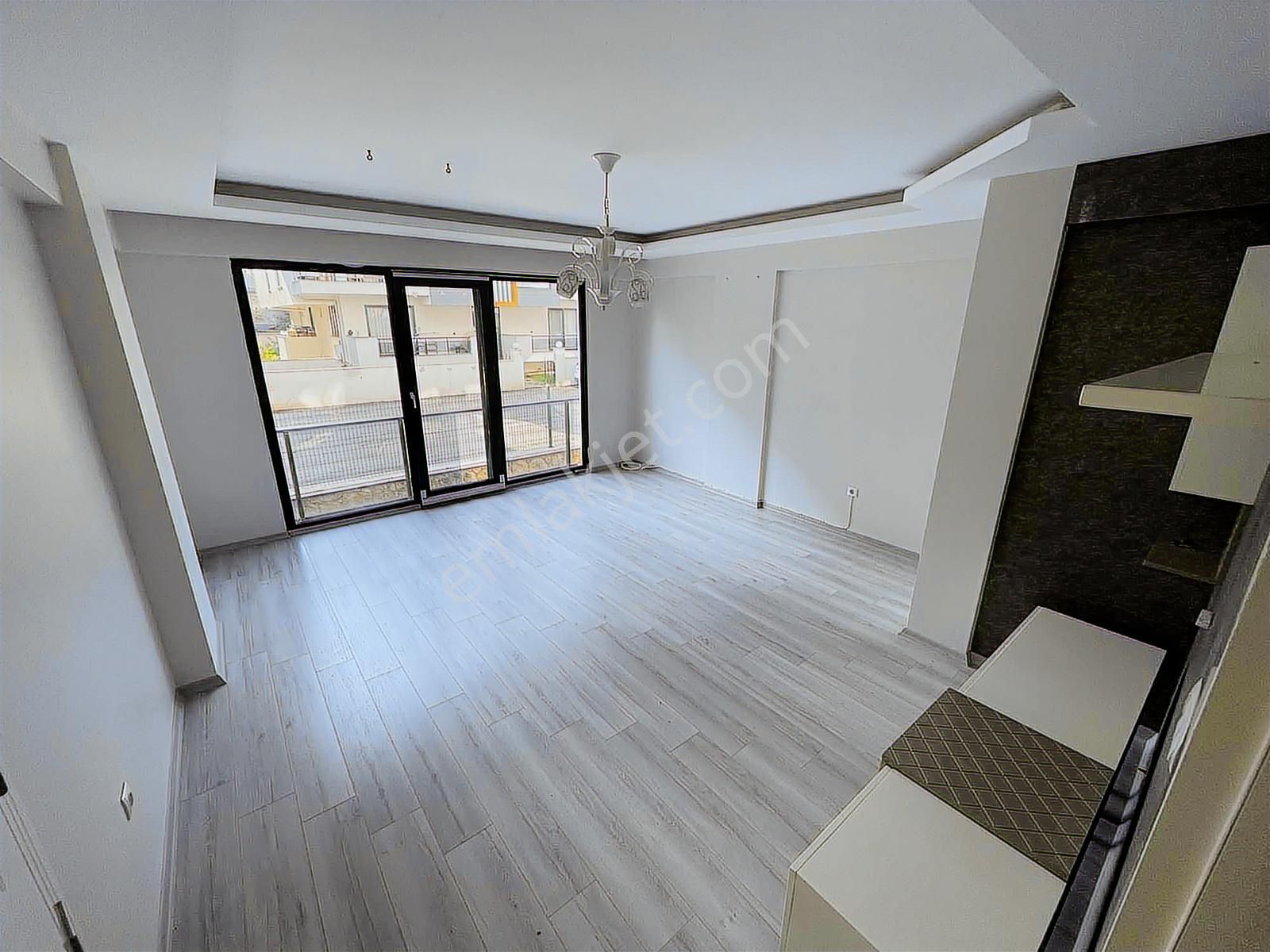 Mühür360'dan Karahasanlı'da Yüksek Zemin 7 Yıllık 140m² Daire - Görsel 2