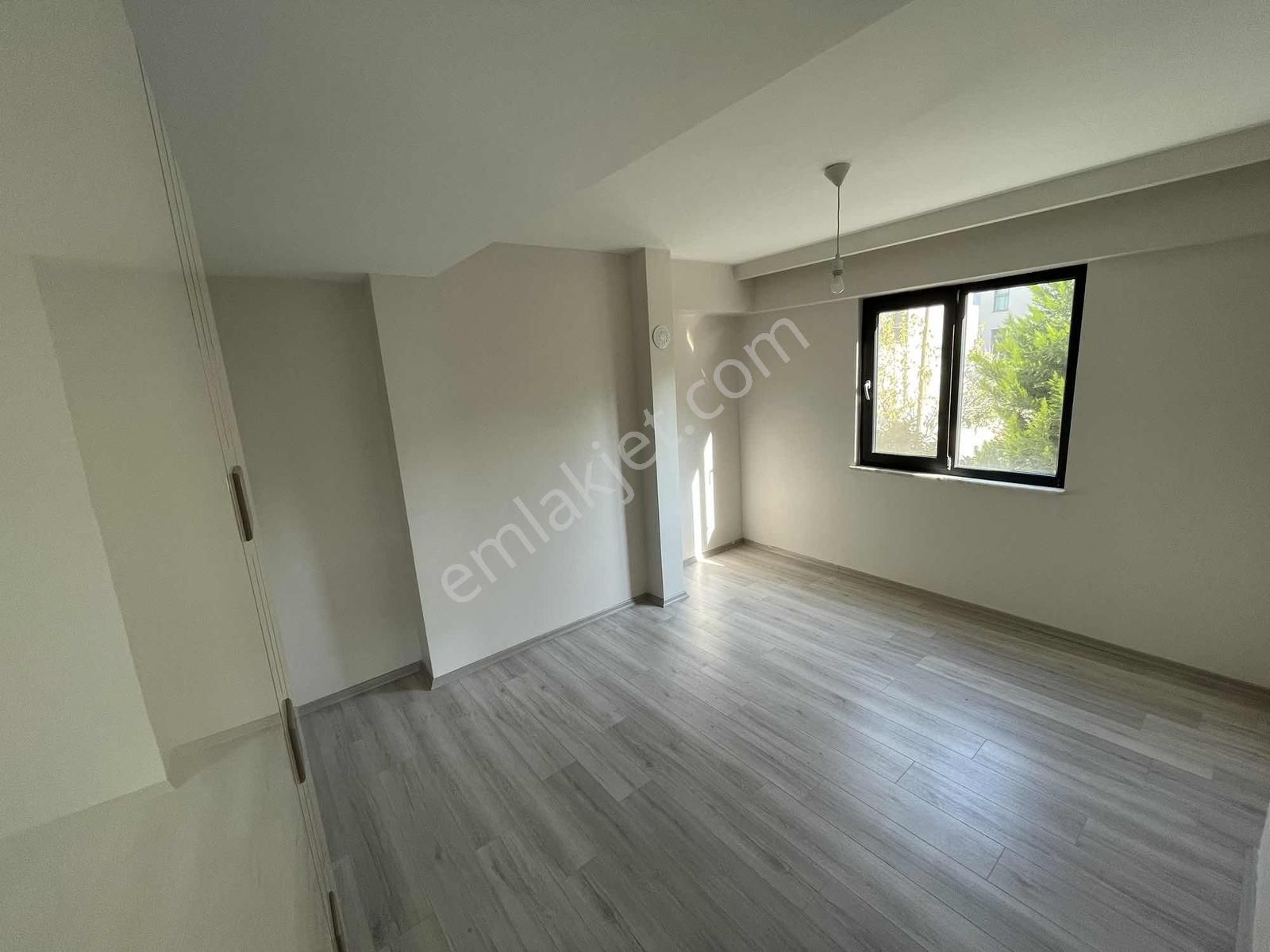 Mühür360'dan Karahasanlı'da Yüksek Zemin 7 Yıllık 140m² Daire - Görsel 23