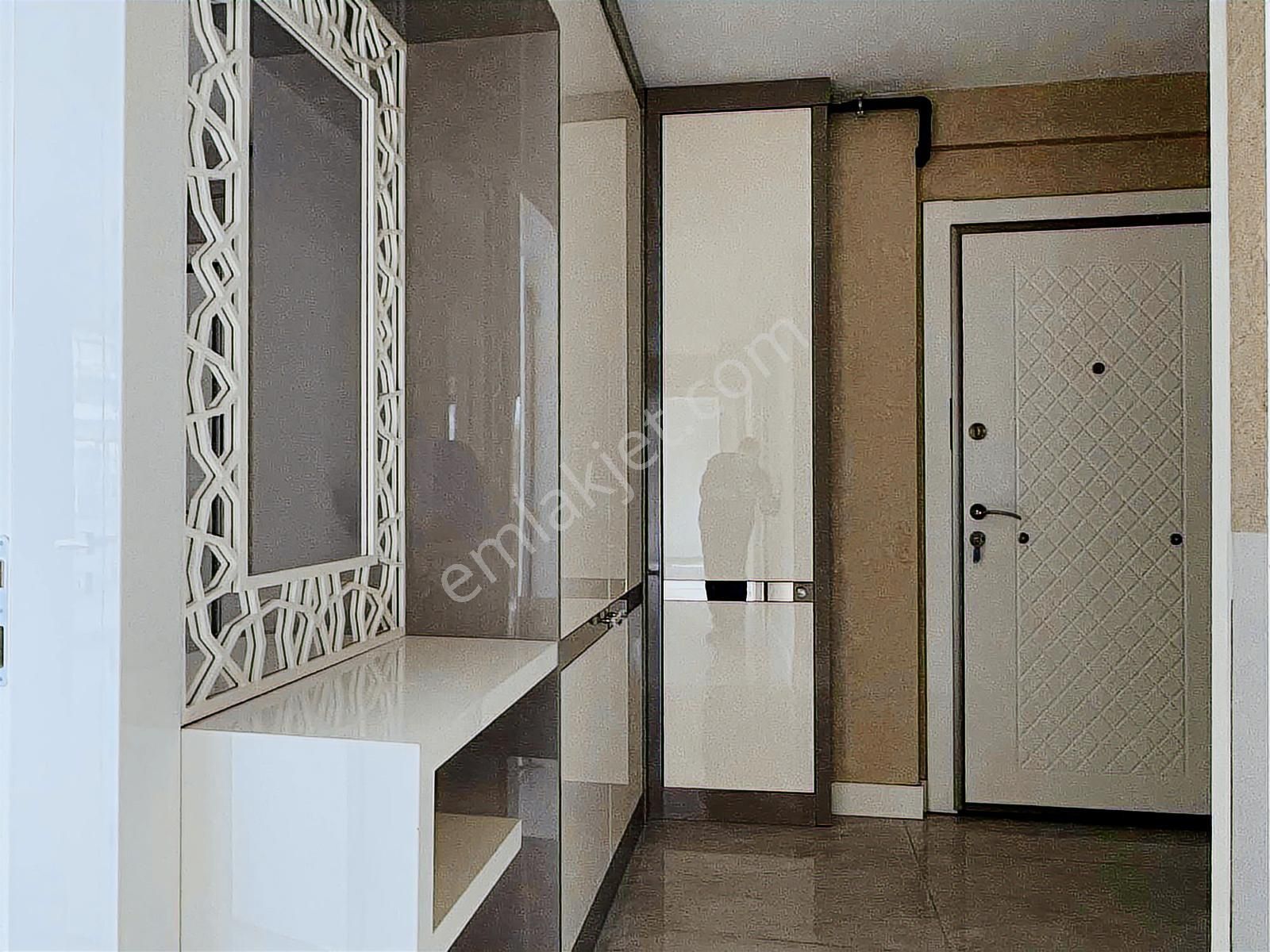 Mühür360'dan Karahasanlı'da Yüksek Zemin 7 Yıllık 140m² Daire - Görsel 5