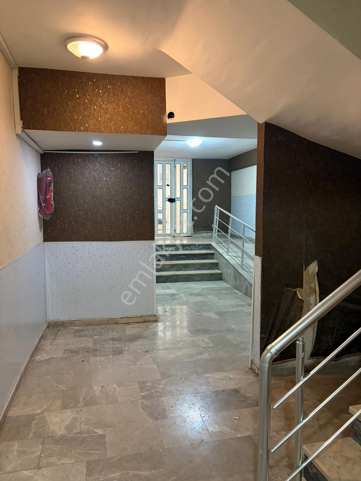 Sd873-kırmızı Toprak Ara Kat Asansörlü 1+1 İskanlı Daire - Görsel 11