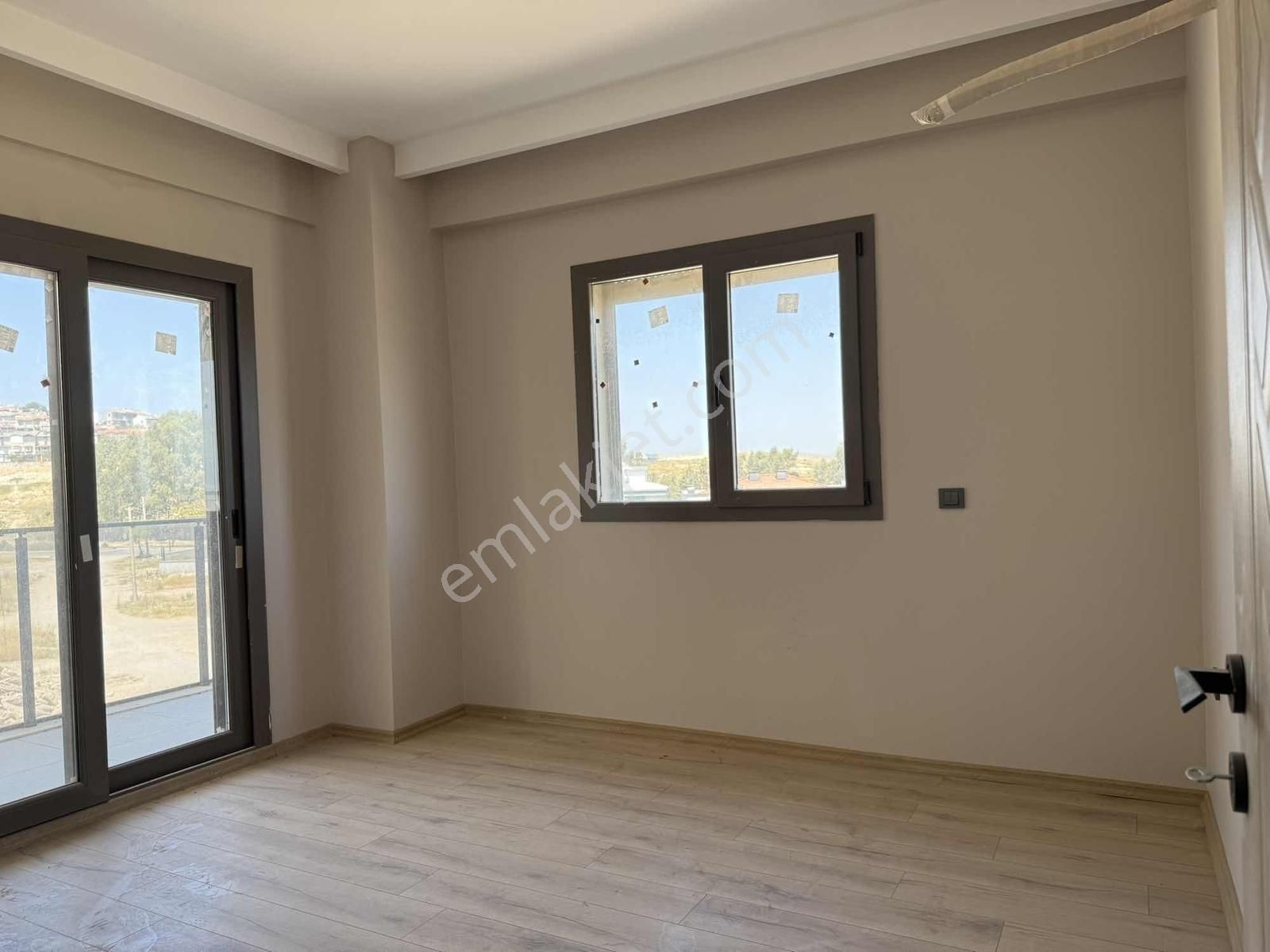 Villakent'te Şömineli Yerden Isıtmalı 5+1 Satılık Villa - Görsel 4