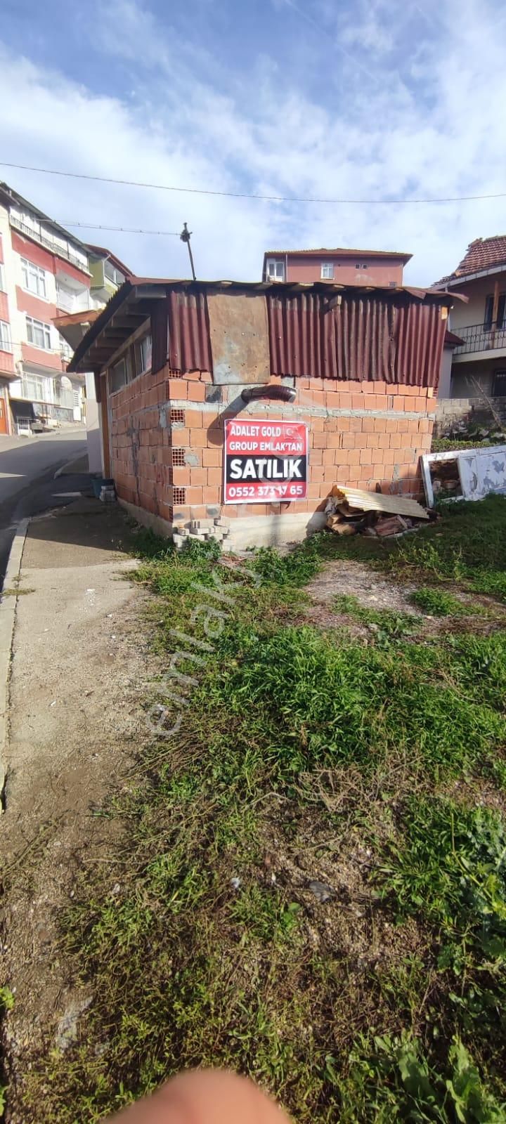 Adalet Gold Group Emlak'tan Satılık Arsa İmarlı 285 M2 Uygun Fiyata