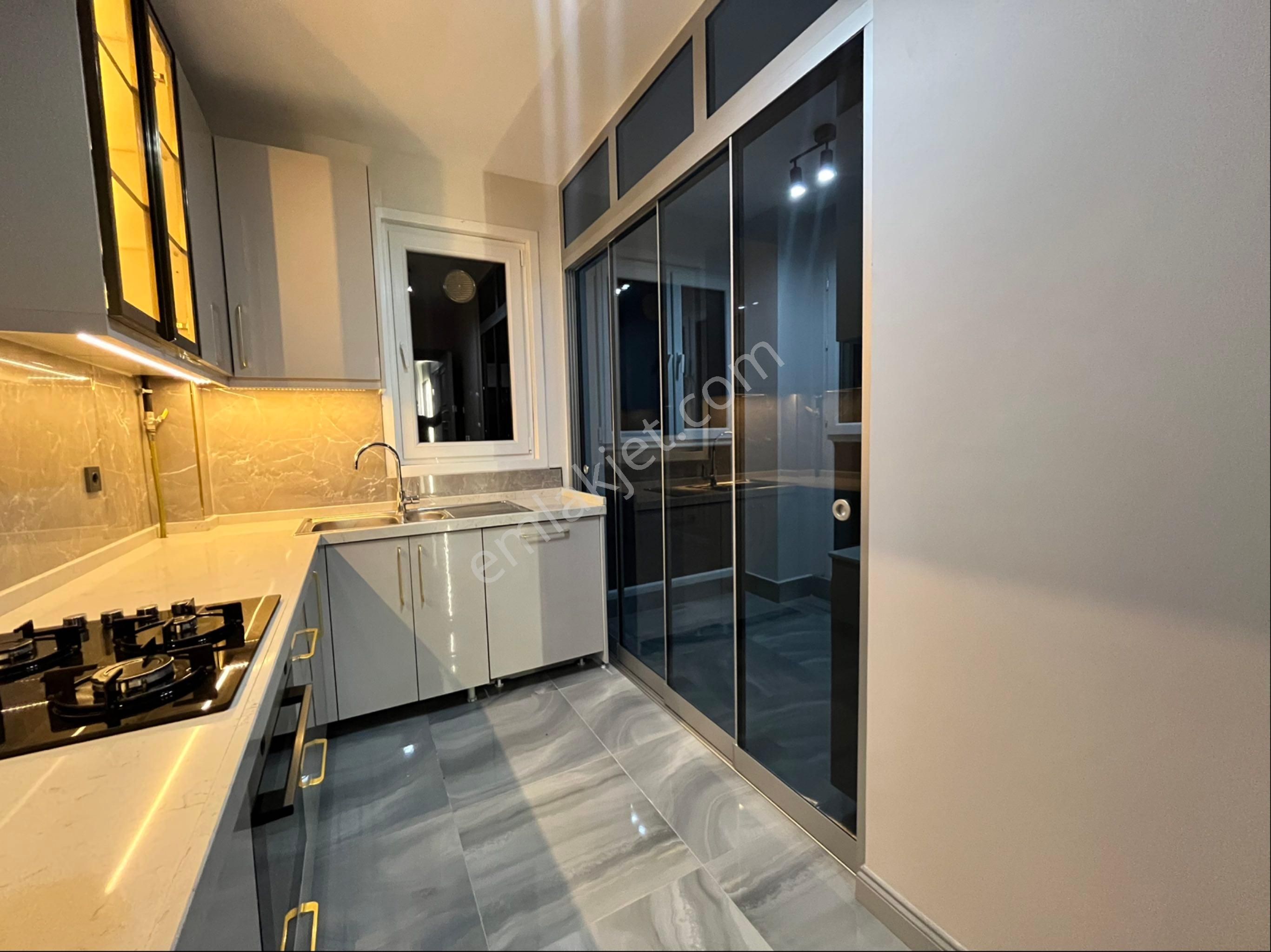 Başakşehir Onurkentte Satılık 3+1 Lüks Daire - Görsel 7