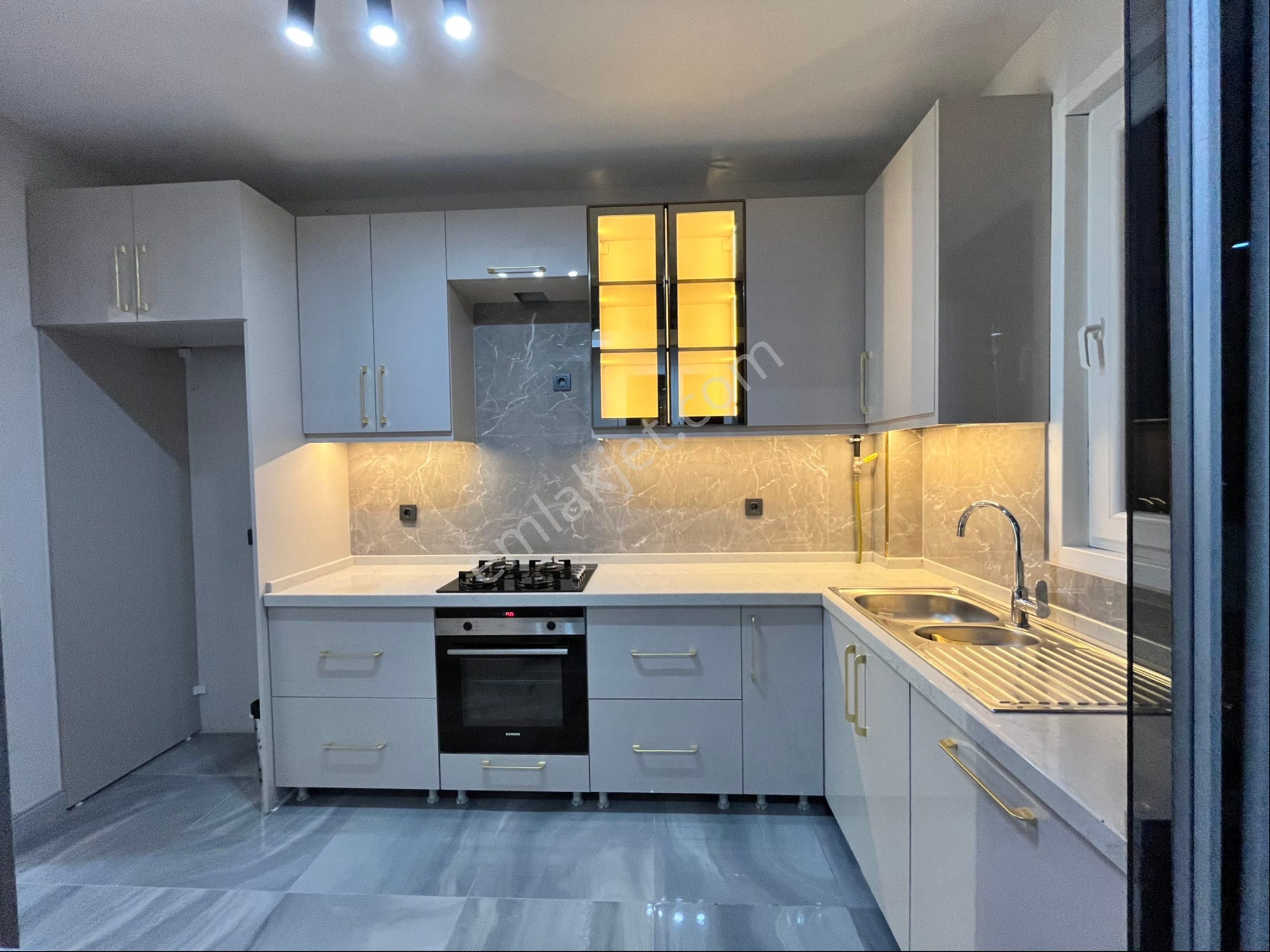 Başakşehir Onurkentte Satılık 3+1 Lüks Daire - Görsel 9