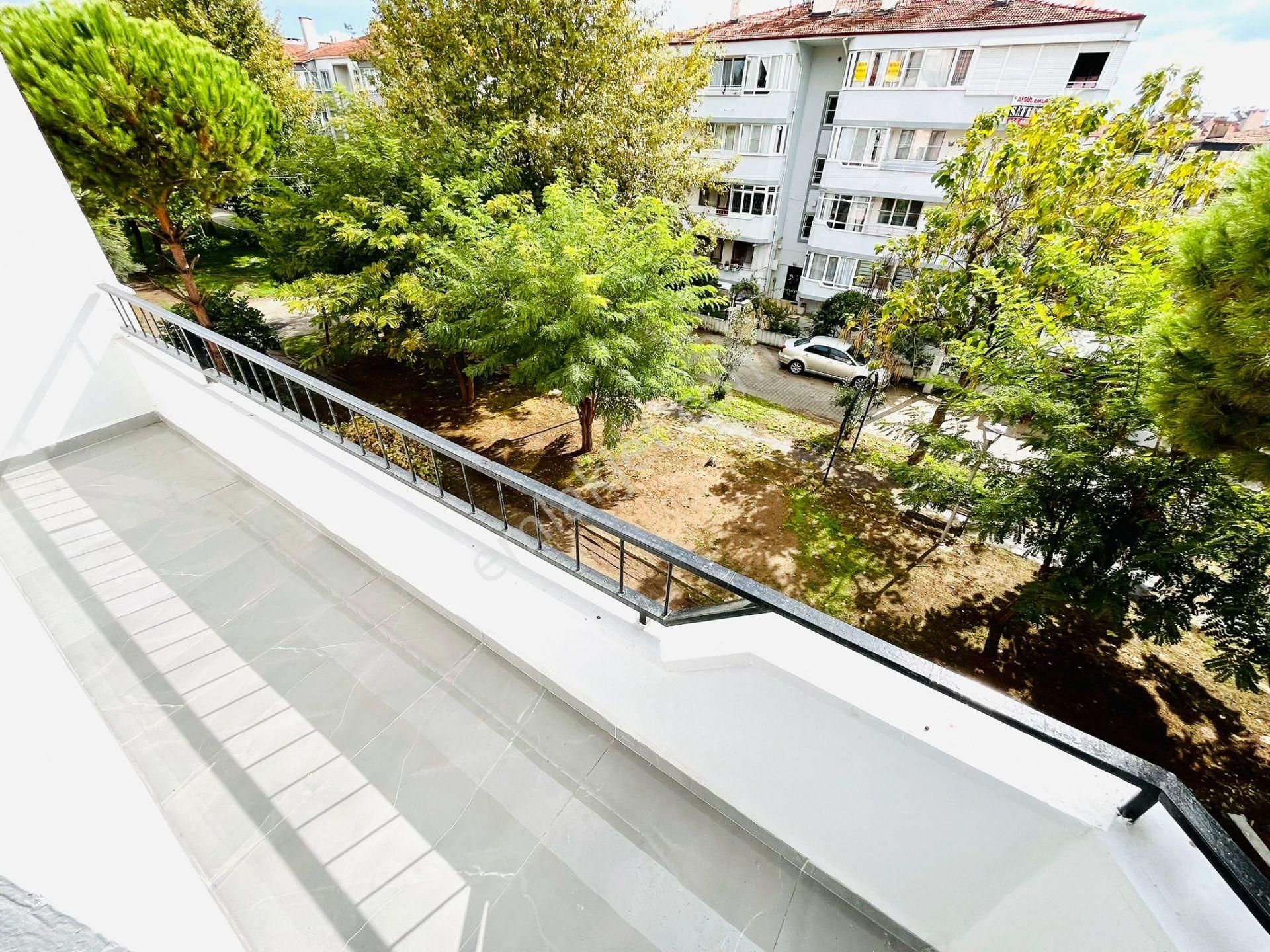 Yükselden Satılık İkizçayda Yeşil Manzaralı Ara Kat Ultra Lüks 2+1 Daire - Görsel 20