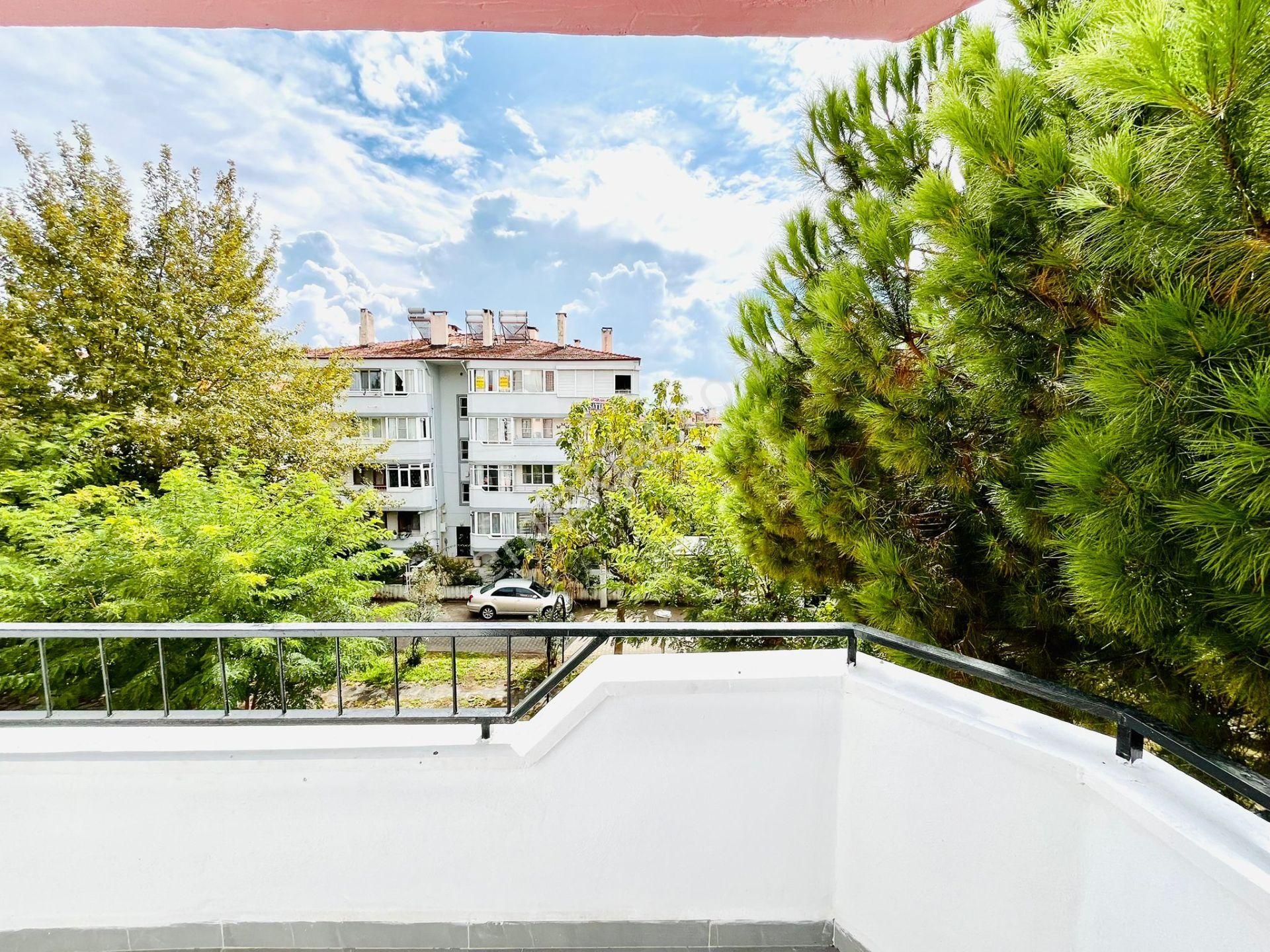 Yükselden Satılık İkizçayda Yeşil Manzaralı Ara Kat Ultra Lüks 2+1 Daire - Görsel 14