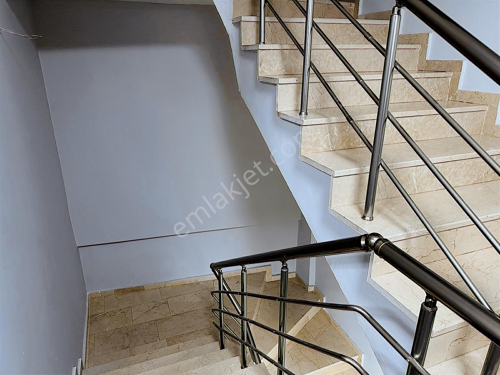 Çarşı Merkezinde 478 M² Satılık Dükkan - Görsel 3