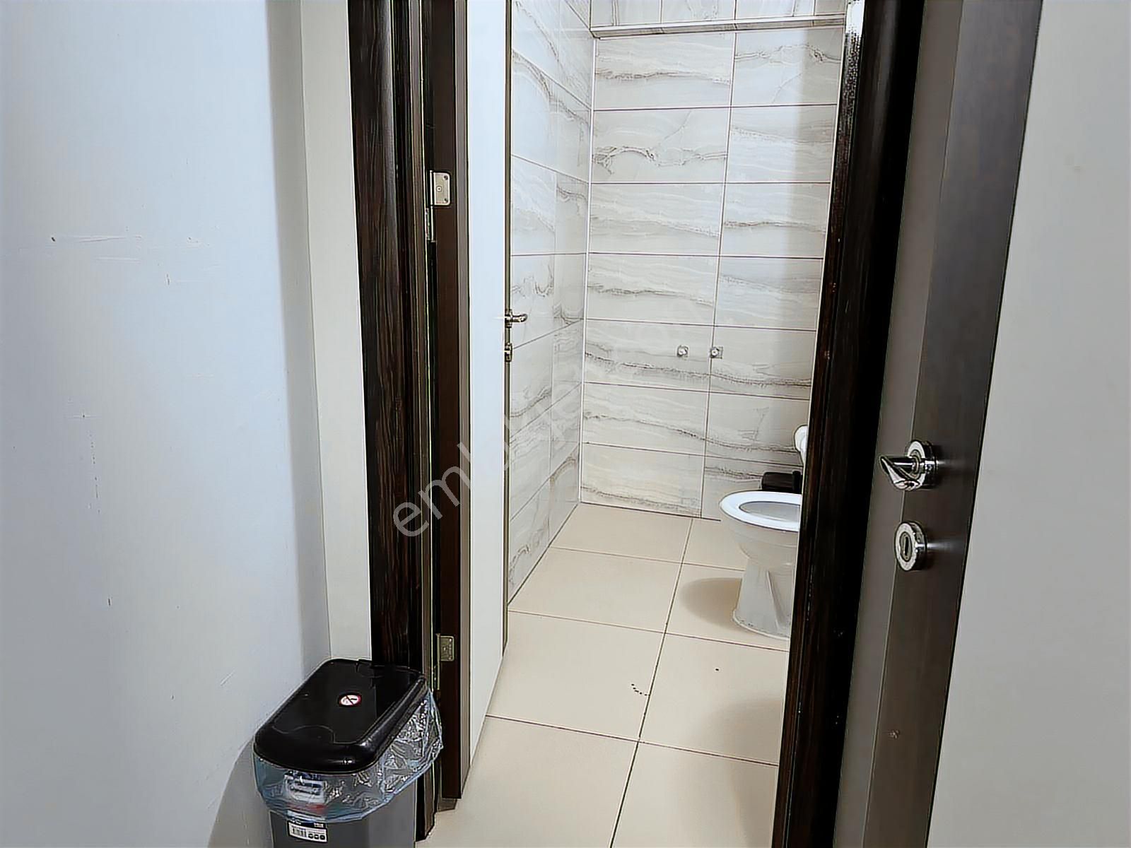 Çarşı Merkezinde 478 M² Satılık Dükkan - Görsel 20