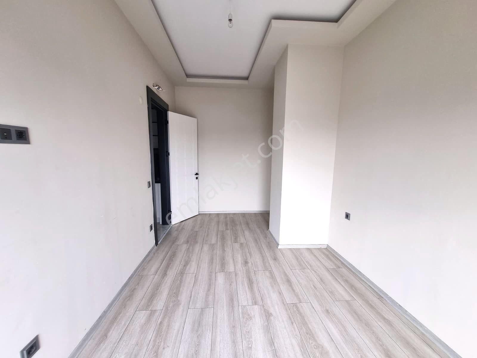 Fığla Mahallesi’nde Kale Ve Deniz Manzaralı Geniş 4+1 Kiralık Daire - Görsel 14