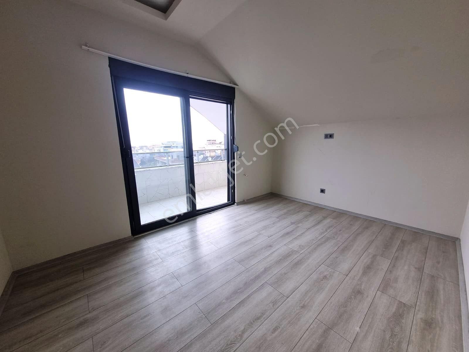 Fığla Mahallesi’nde Kale Ve Deniz Manzaralı Geniş 4+1 Kiralık Daire - Görsel 24
