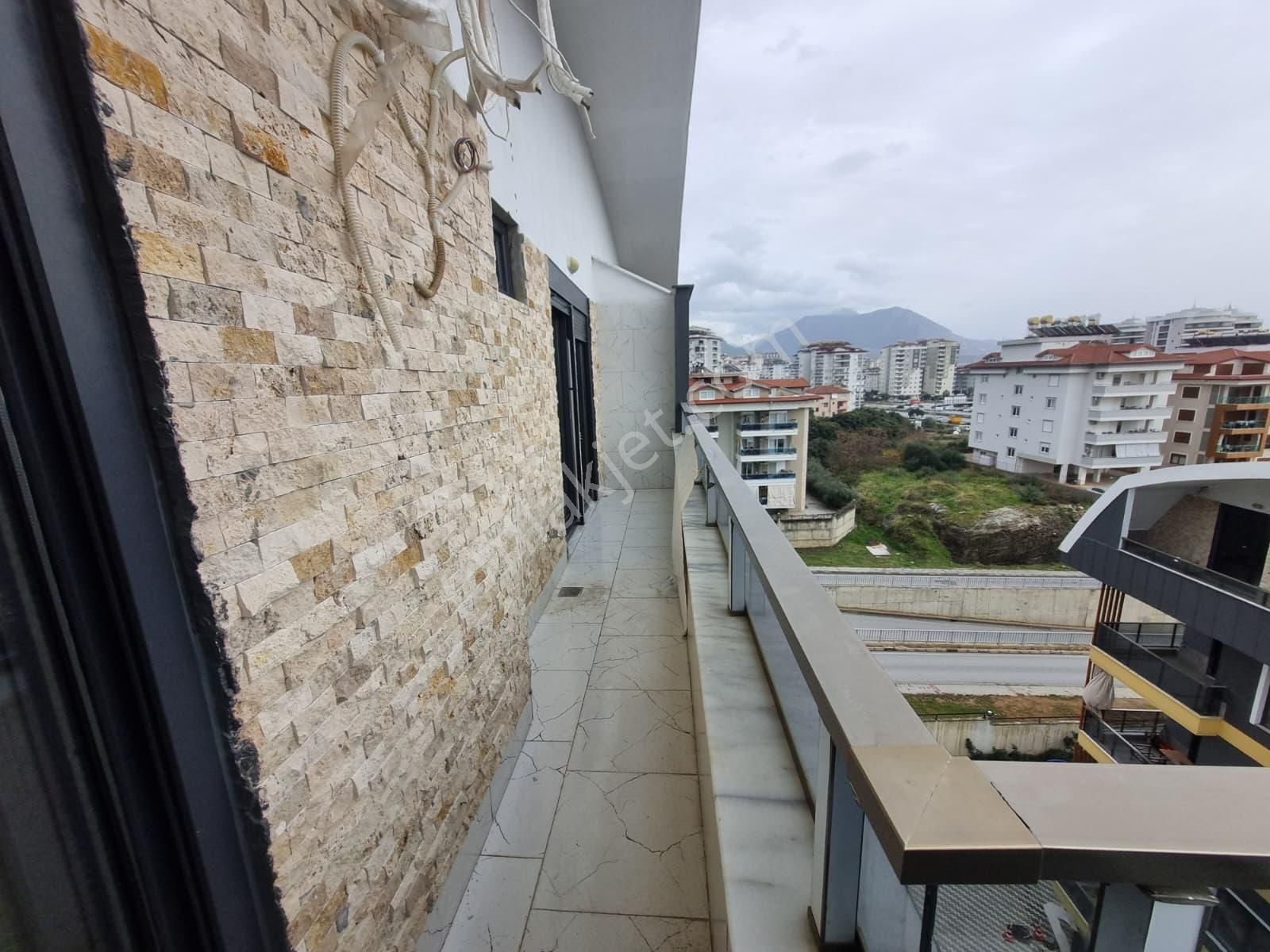 Fığla Mahallesi’nde Kale Ve Deniz Manzaralı Geniş 4+1 Kiralık Daire - Görsel 22