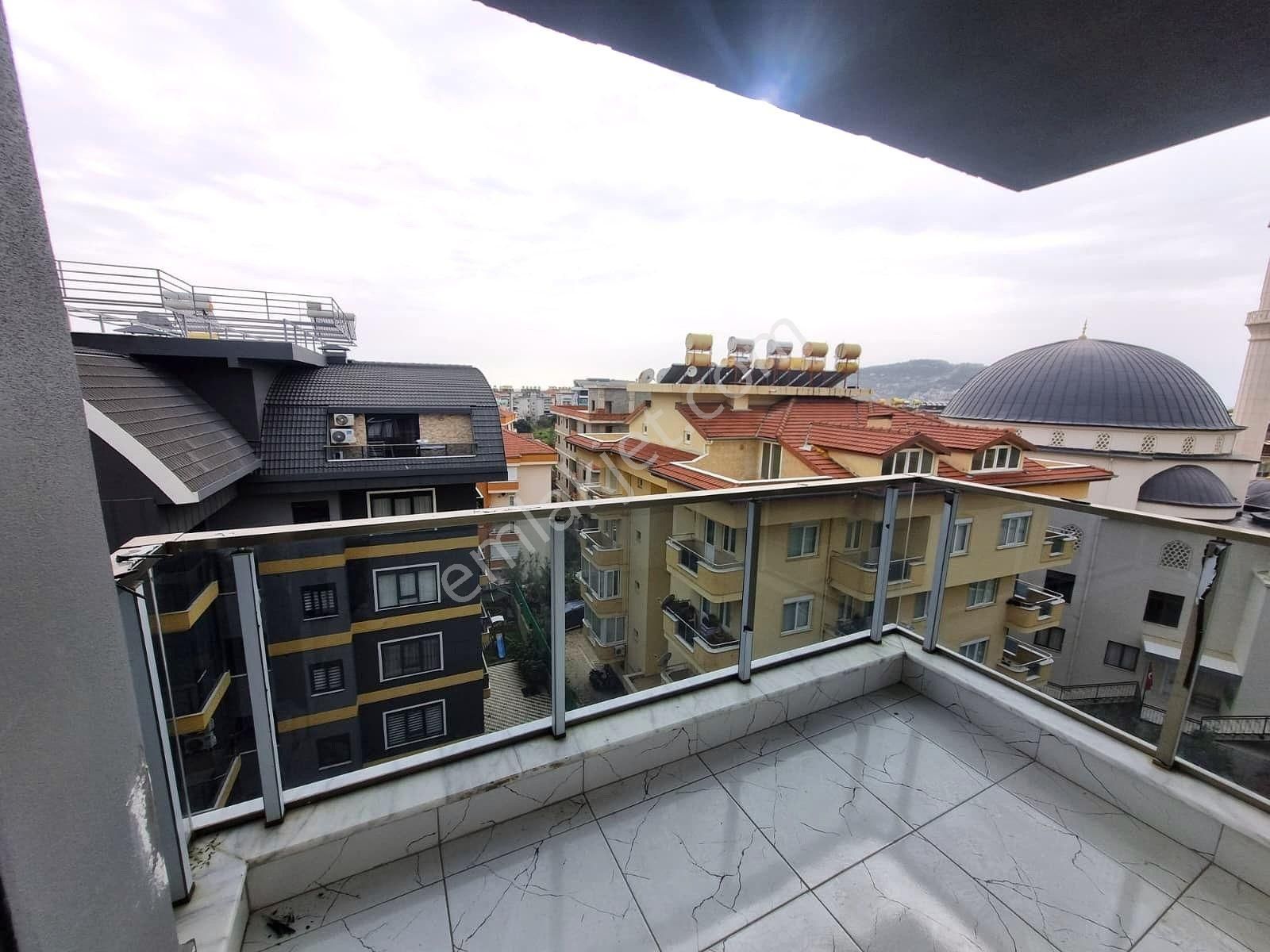 Fığla Mahallesi’nde Kale Ve Deniz Manzaralı Geniş 4+1 Kiralık Daire - Görsel 7
