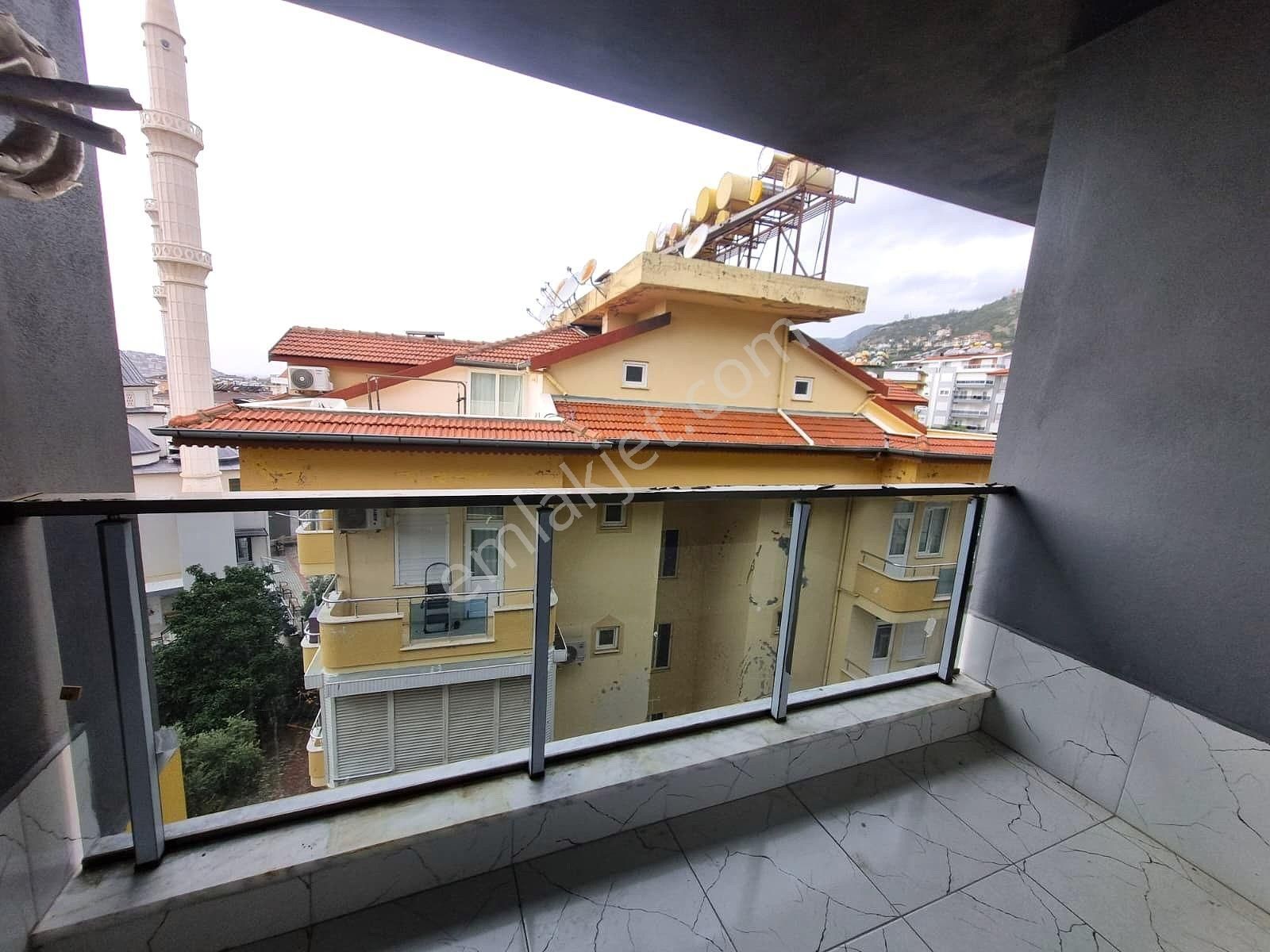Fığla Mahallesi’nde Kale Ve Deniz Manzaralı Geniş 4+1 Kiralık Daire - Görsel 13