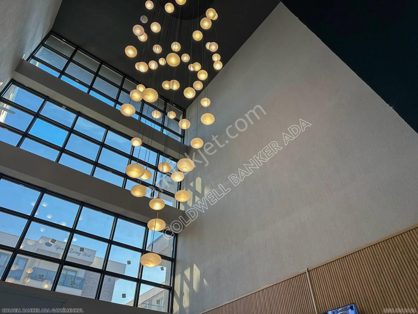 Modern Mimari, Zengin Sosyal Donatıları Olan 1+1 Lüks Daire - Görsel 5