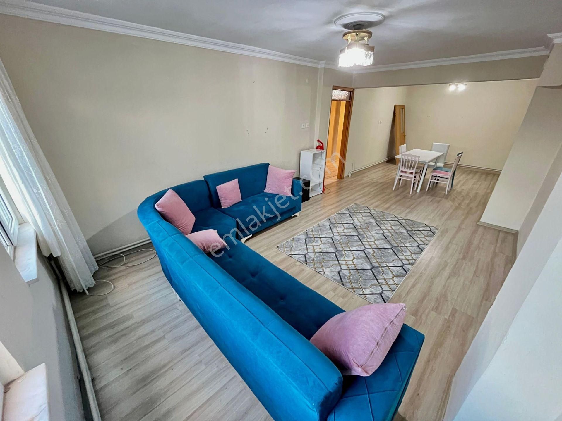 ▓karabuluttan▓akçay'ın Kalbinde Denize 200mt & Emsalsiz 5+1 Dublex