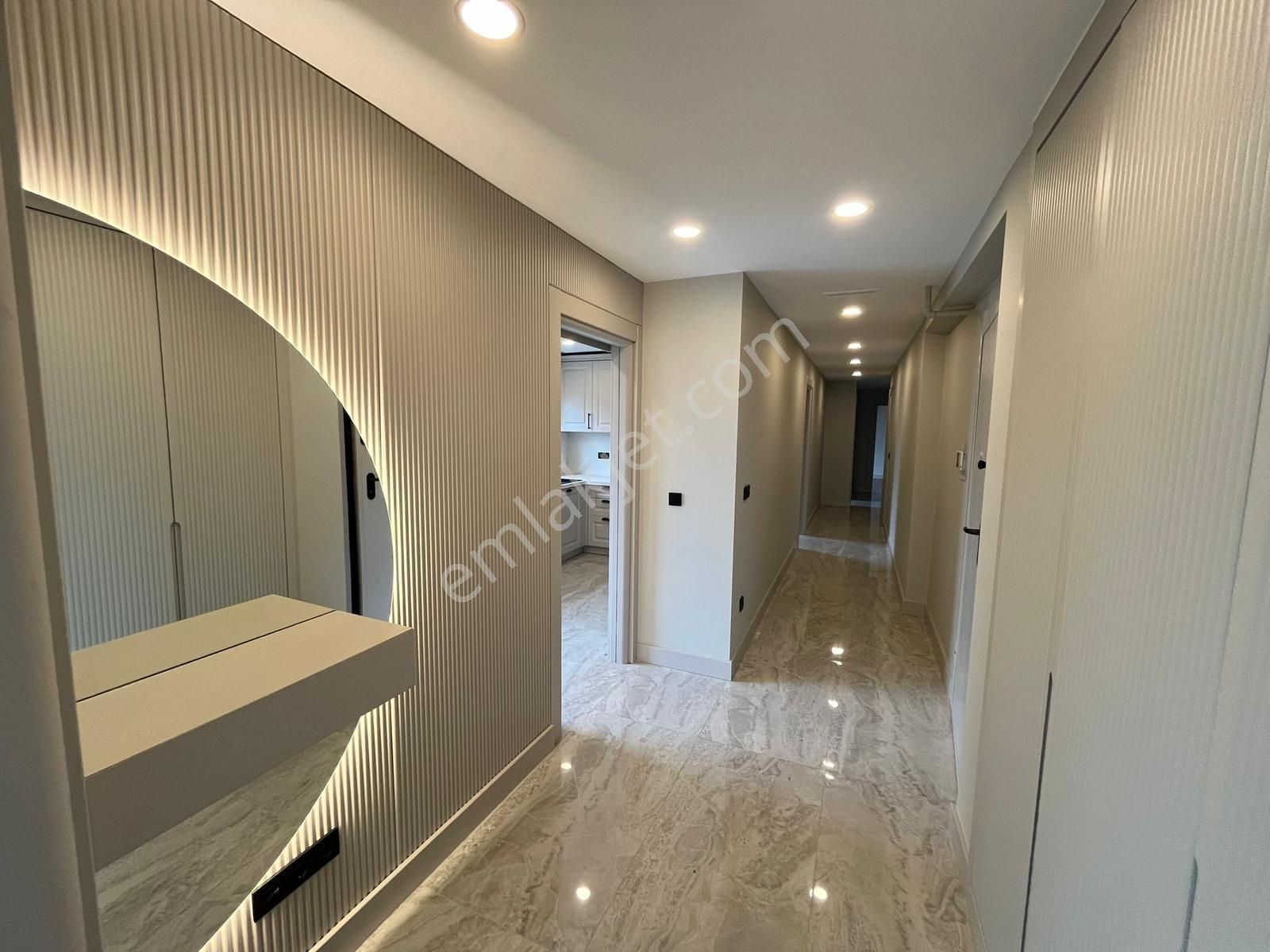 Utkudan Erenköy Divanın Sokağında Ebeveyn Banyolu Satılık 3+1 - Görsel 4