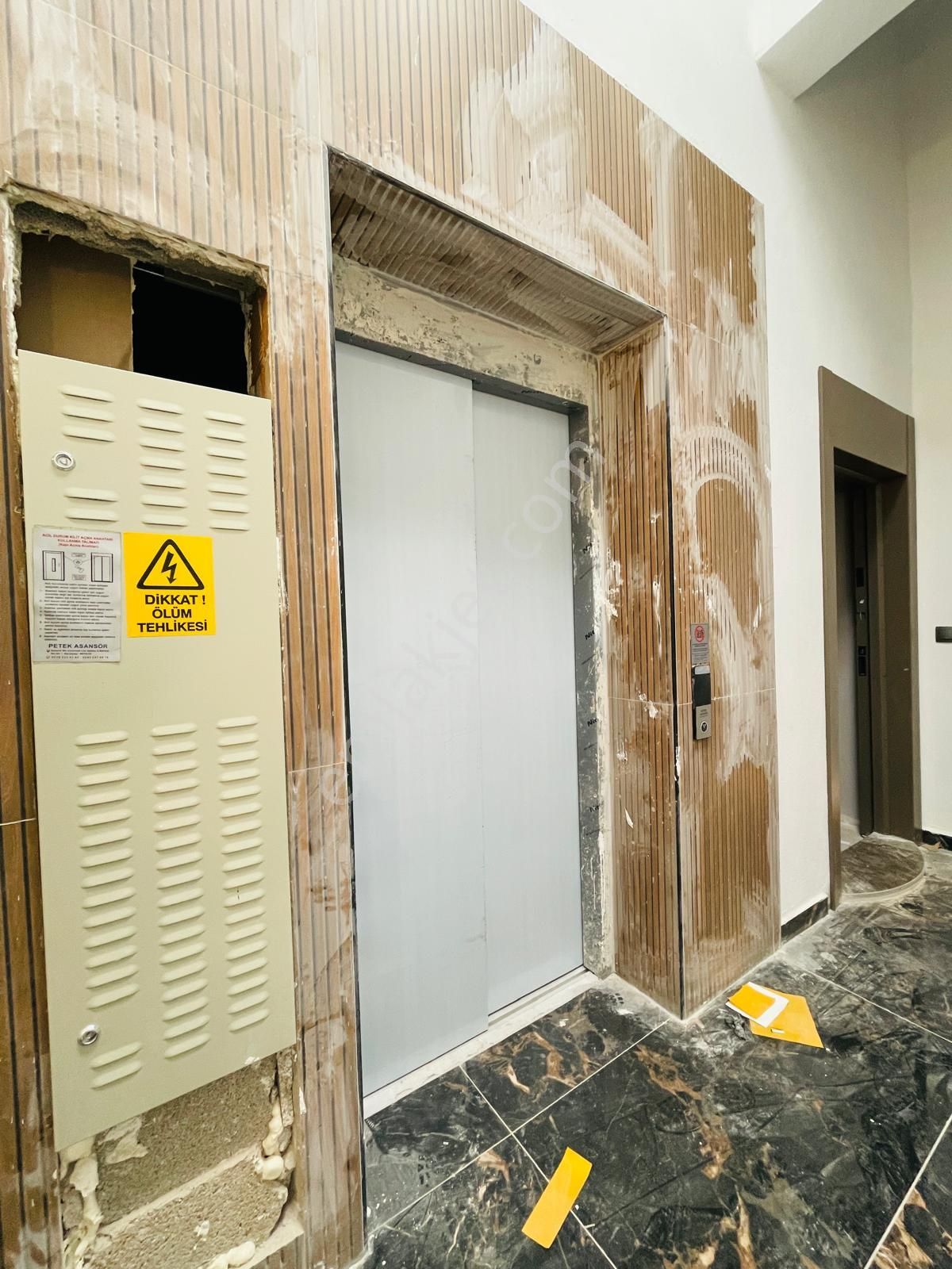 Kent Meydanı Yakını Sıfır Ultra Lüks Dubleks Daireler - Görsel 24