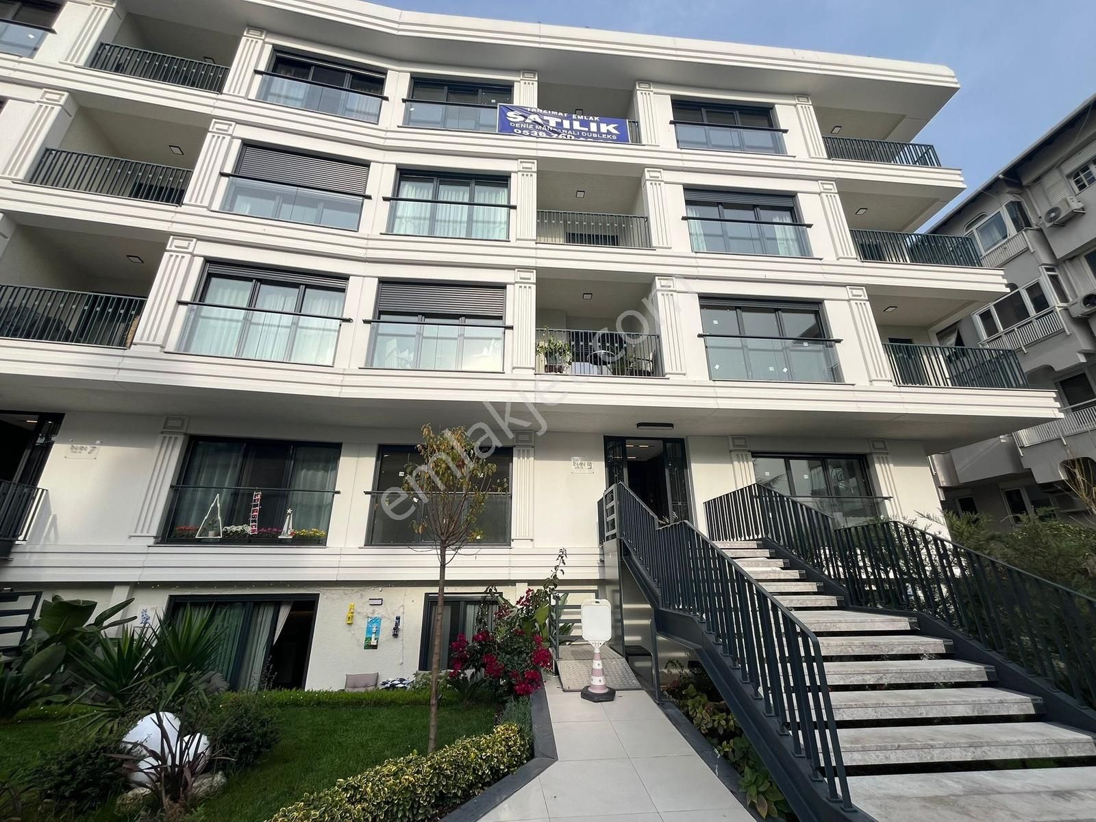 Utkudan Caddebostan Sahilde Sıfır Binada 120 M2 Satılık 3+1daire