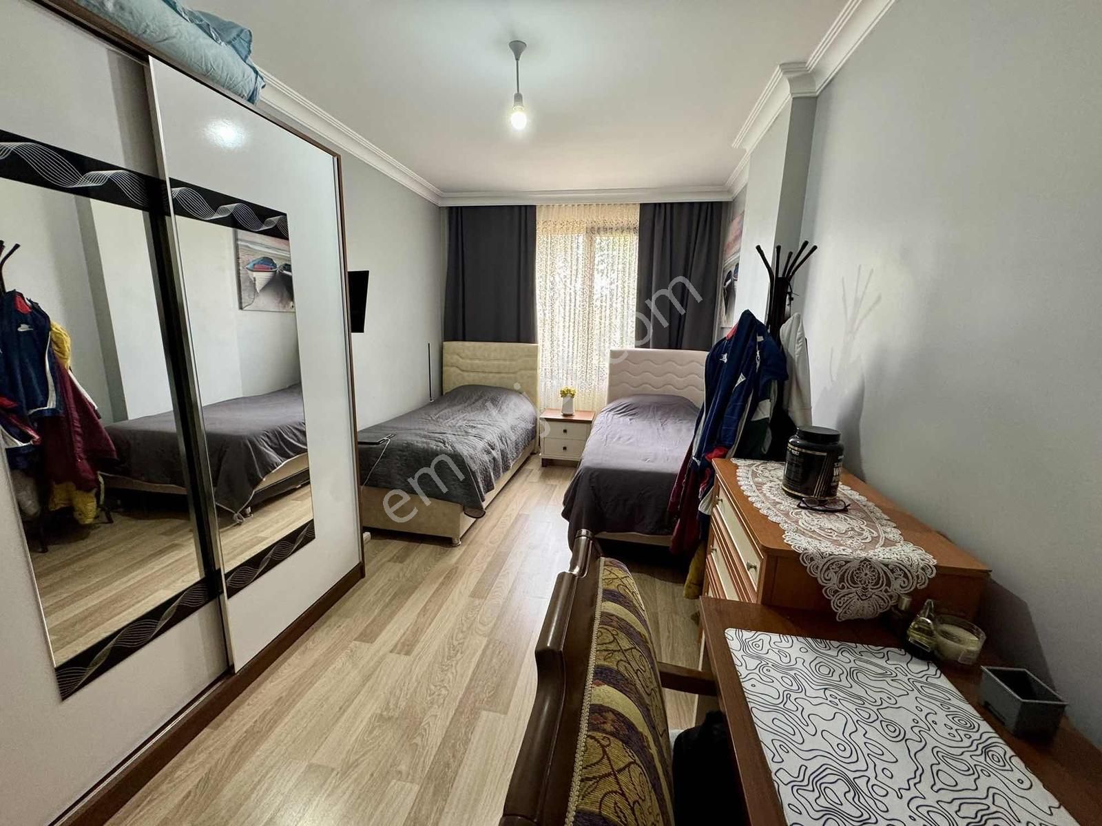 Büyükçekmece'de Site İçinde Deniz Manzaralı Ara Kat 3+1 Daire - Görsel 23