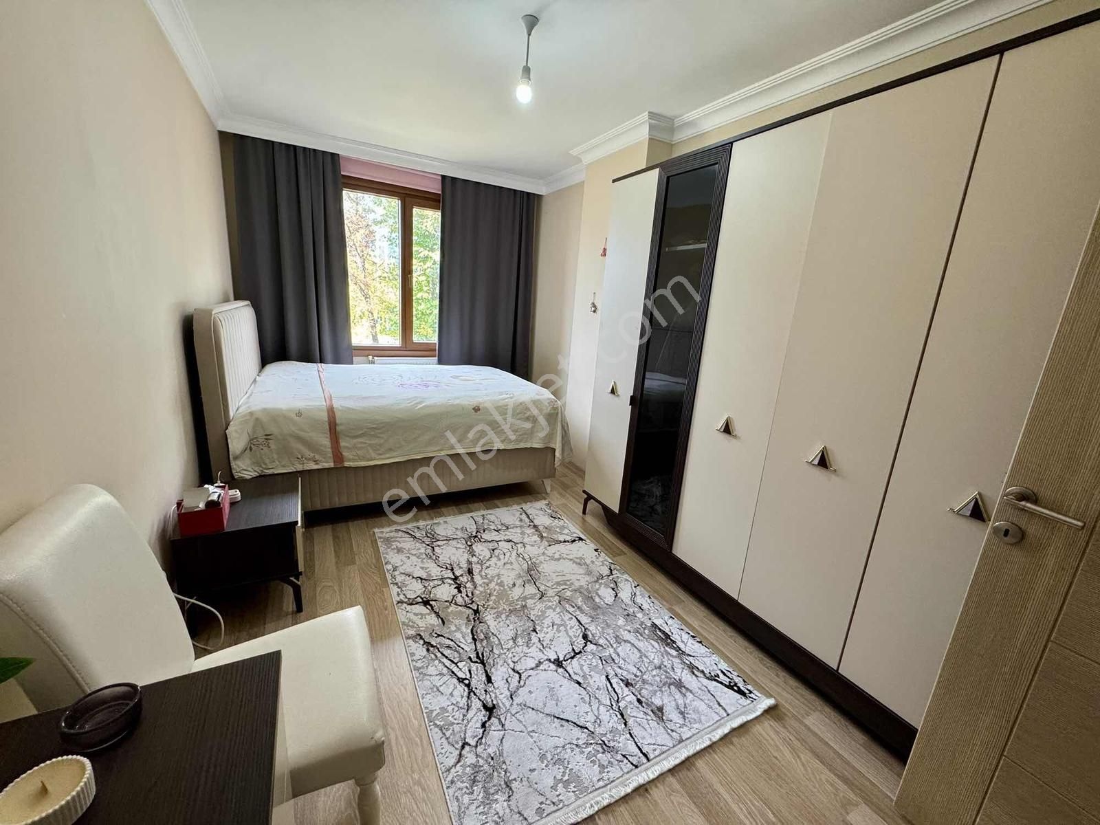 Büyükçekmece'de Site İçinde Deniz Manzaralı Ara Kat 3+1 Daire - Görsel 22