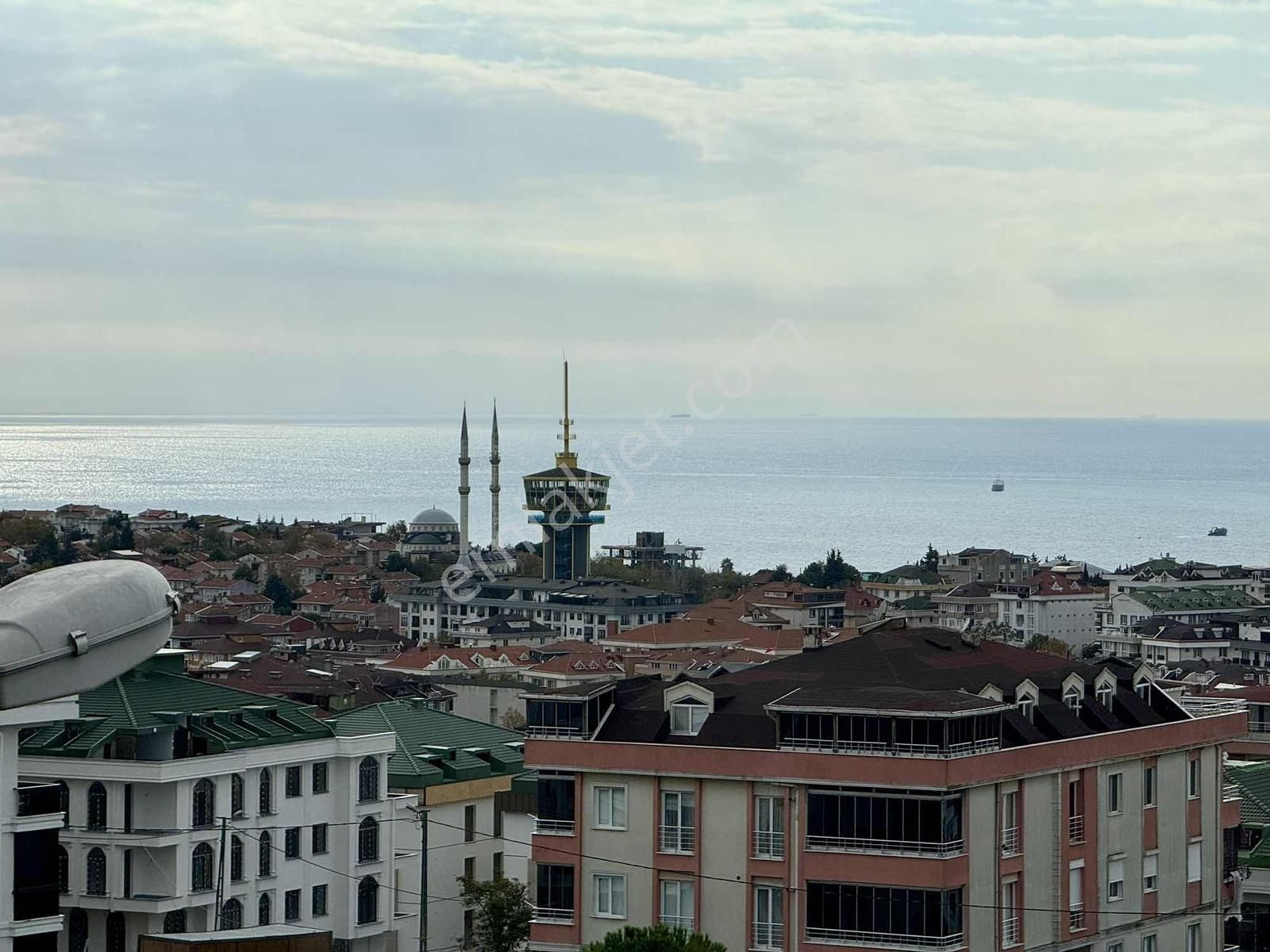 Büyükçekmece'de Site İçinde Deniz Manzaralı Ara Kat 3+1 Daire - Görsel 18