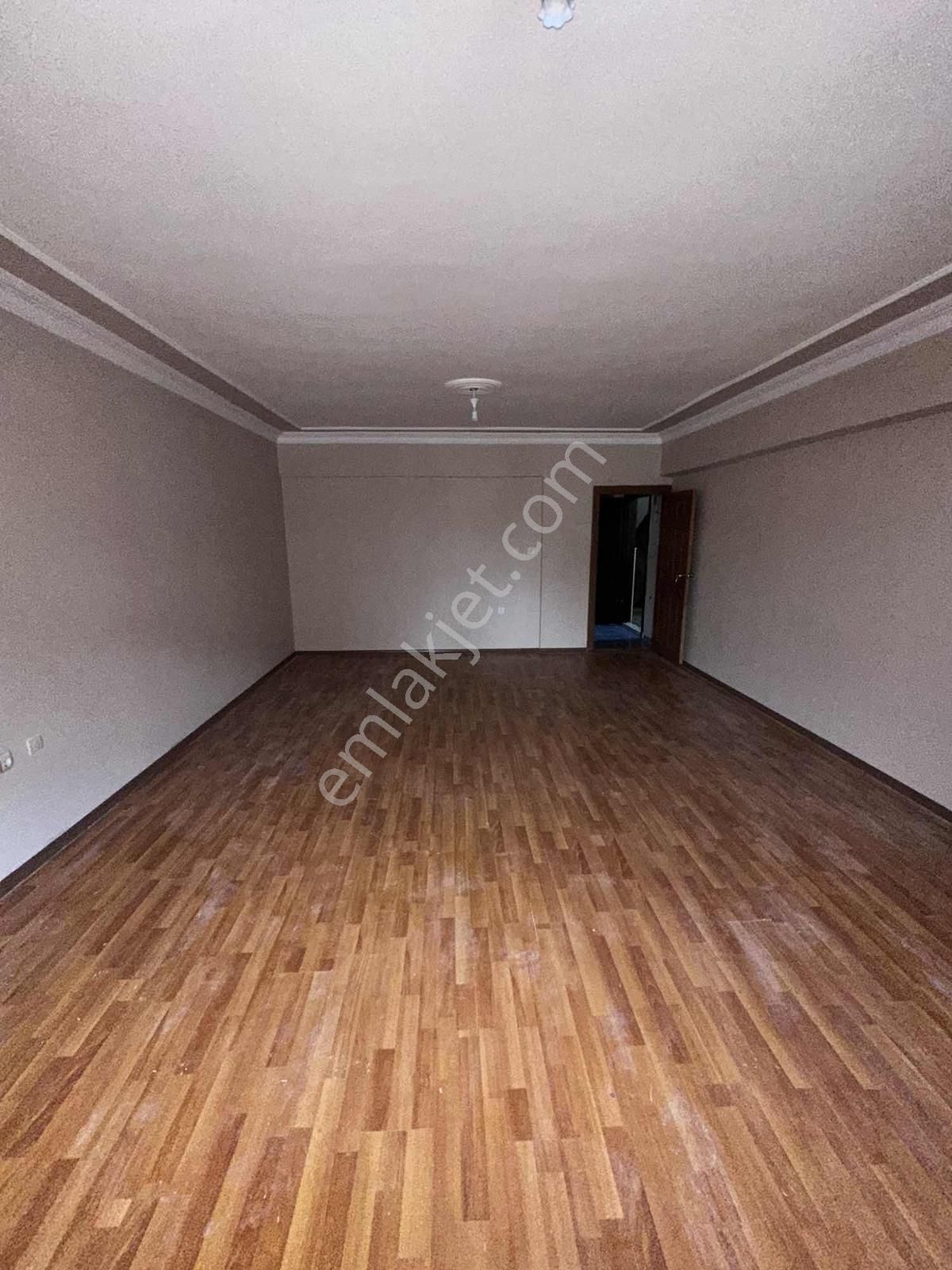 Yenibağlar Şimşek Sokak Üzeri Ebeveyn Banyolu Kiralık 2+1 Daire - Görsel 15