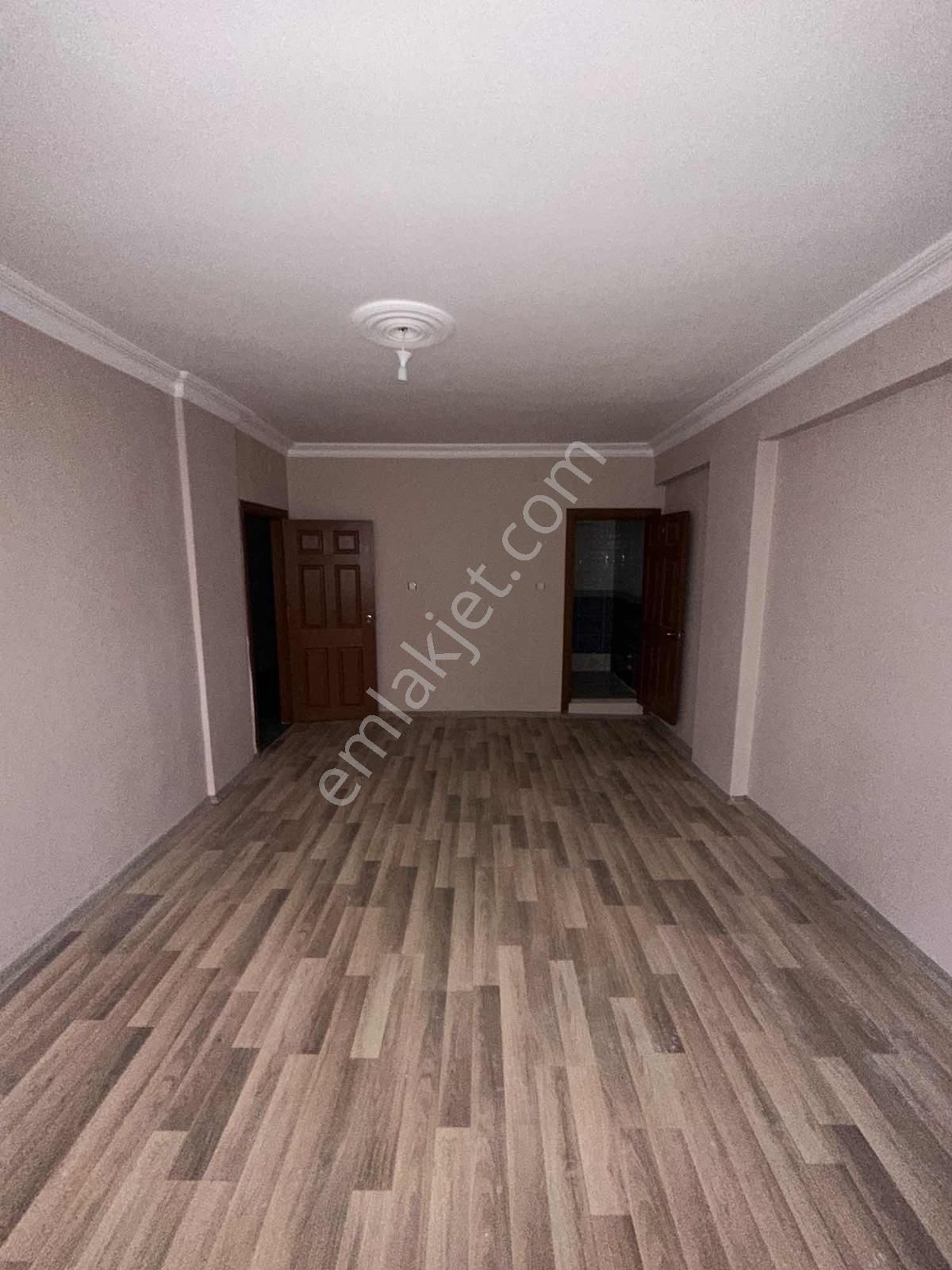 Yenibağlar Şimşek Sokak Üzeri Ebeveyn Banyolu Kiralık 2+1 Daire - Görsel 10