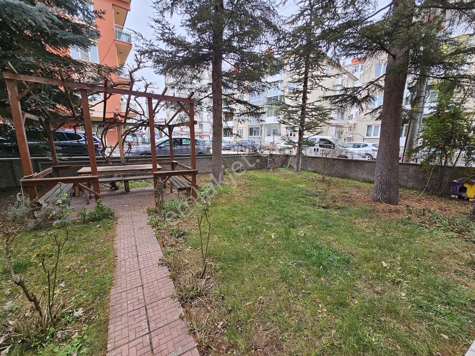 Vişnelik' Te Bahçeli, Ayrık Nizam Binada Kiralık 2+1 - Görsel 24