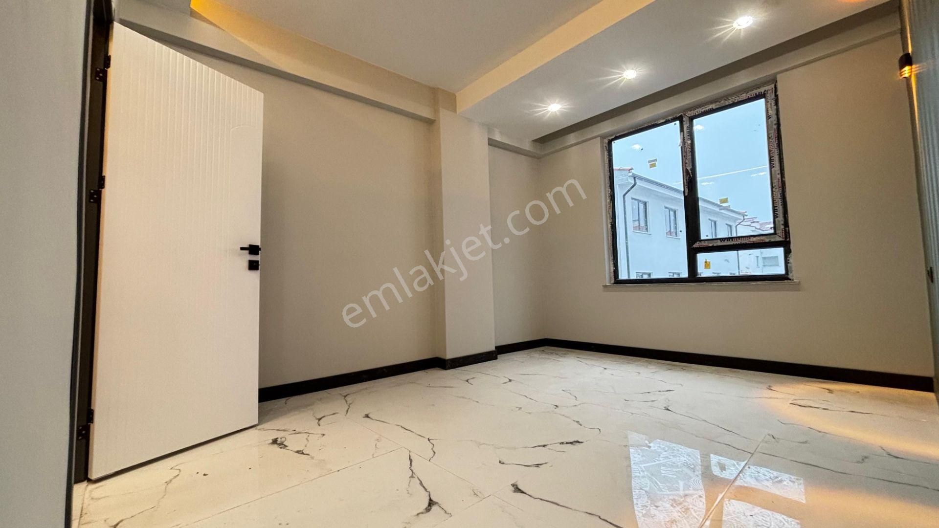 Recep Ümit'ten Çamlıca Mah Tombakzade Yakını Ultra Lüks 3+1 Nüt5 - Görsel 8