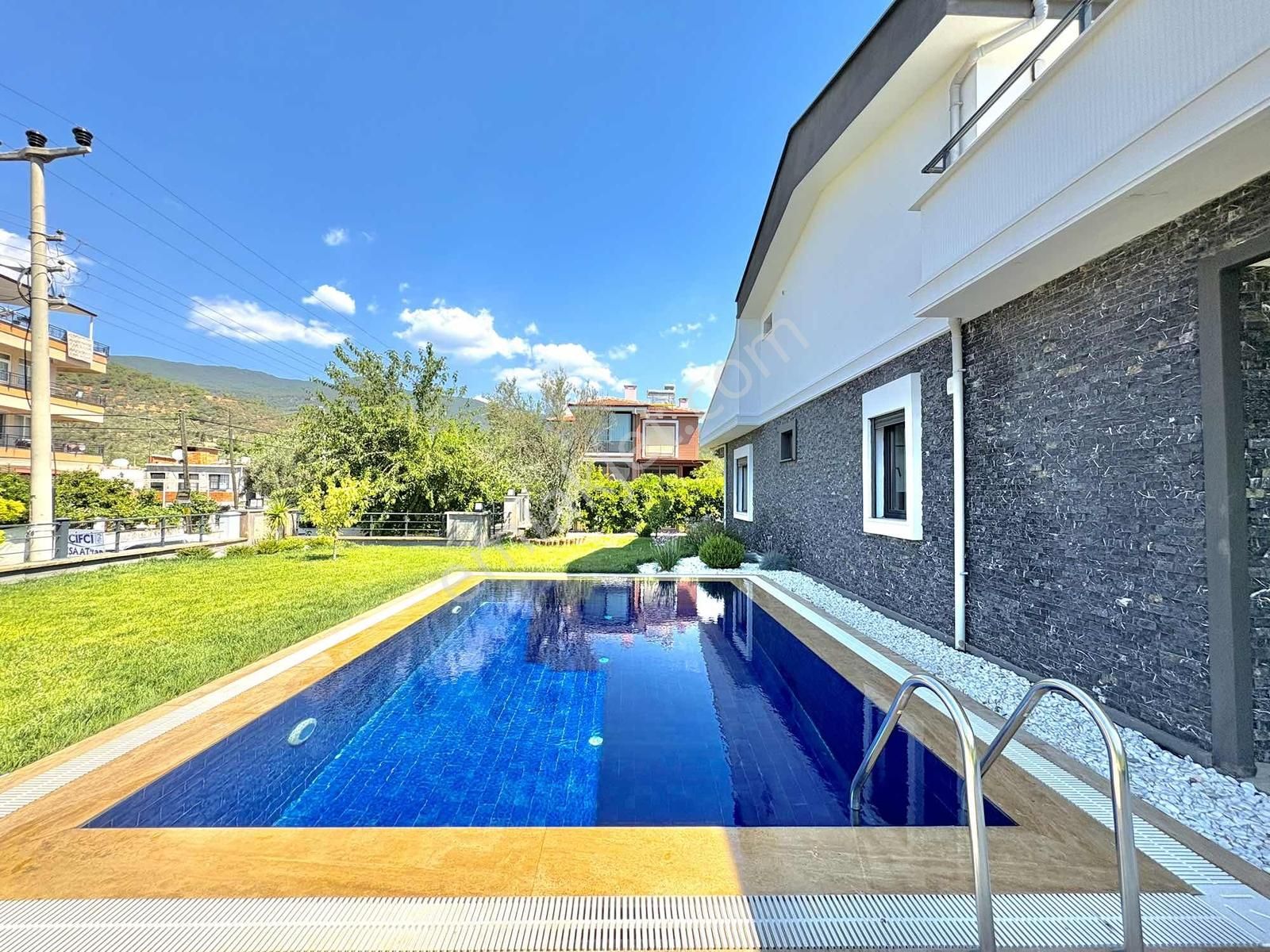 Onur Yıldırımdan 600 M2 Arsa İçinde 4+1 Havuzlu Lüx Villa - Görsel 5