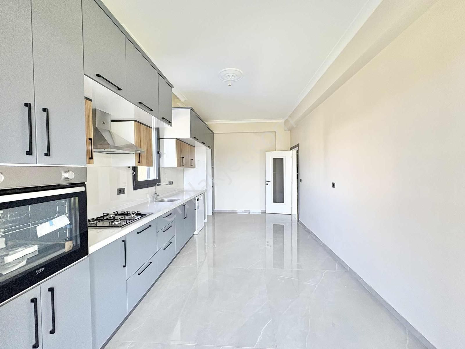 Onur Yıldırımdan 600 M2 Arsa İçinde 4+1 Havuzlu Lüx Villa - Görsel 21