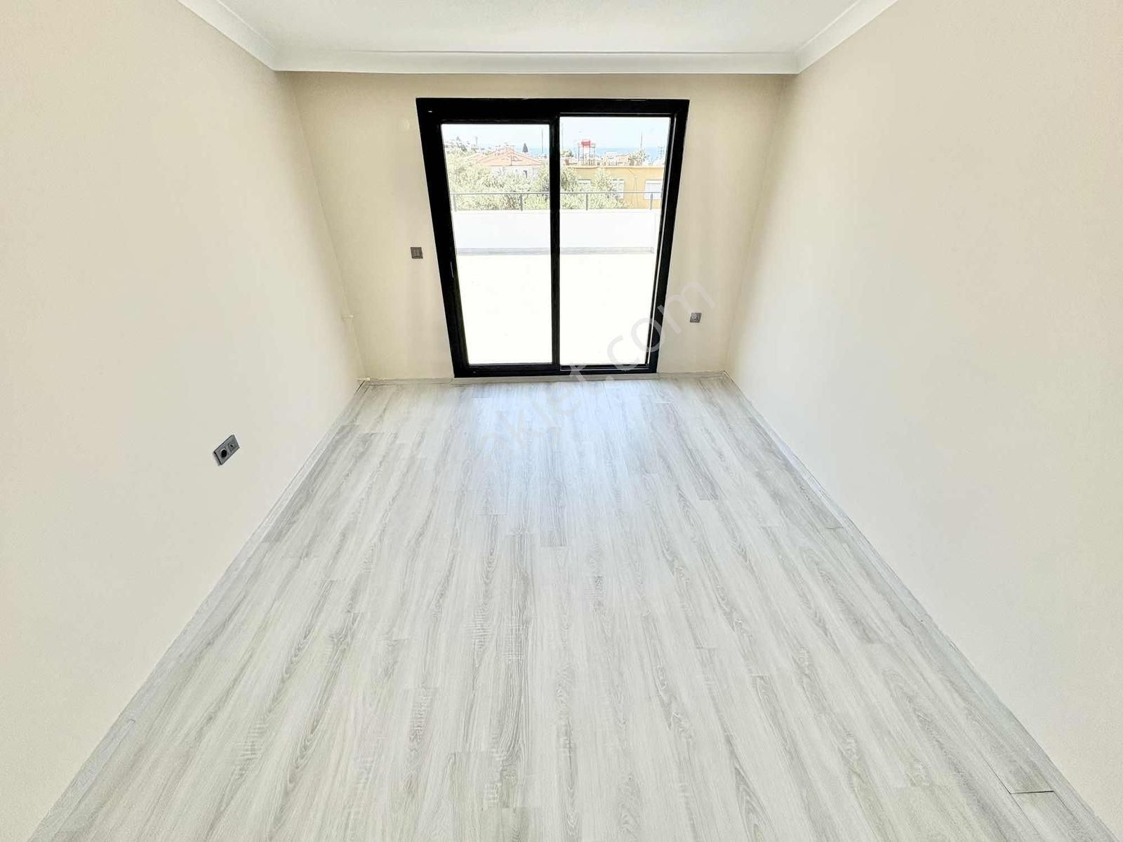 Onur Yıldırımdan 600 M2 Arsa İçinde 4+1 Havuzlu Lüx Villa - Görsel 31