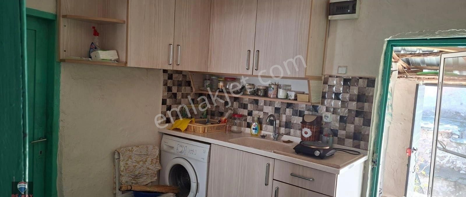 Çukurköy Köy İçi Satılık Taş Ev - Görsel 20