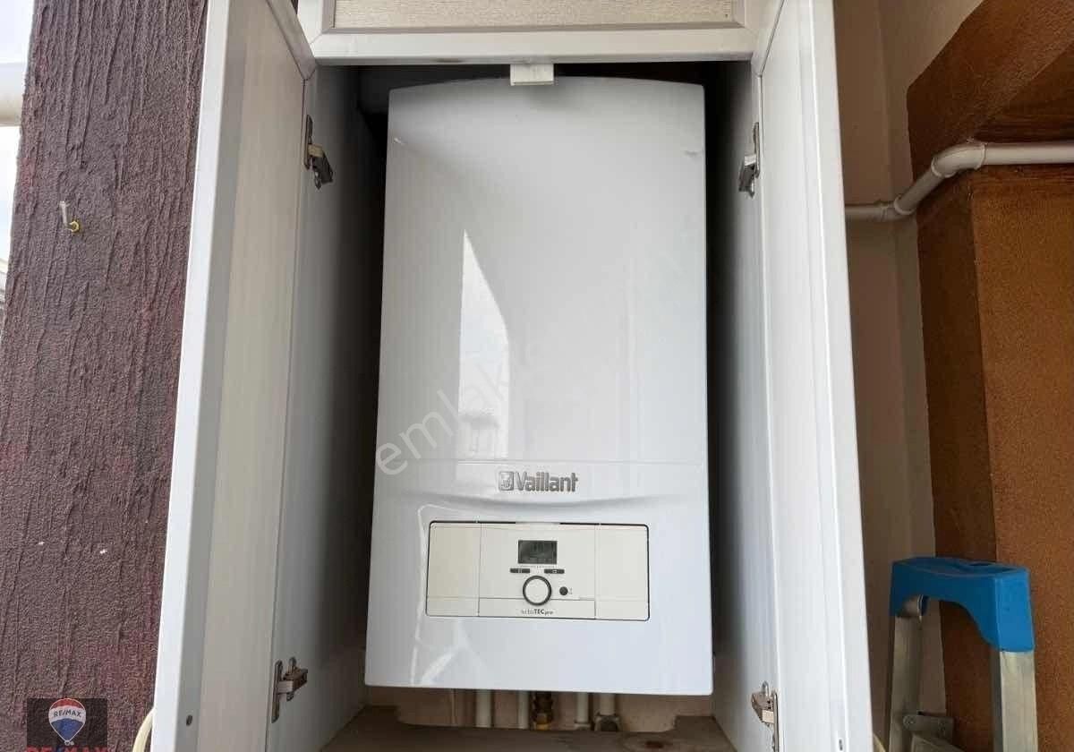 Şemıkler Ahmet Piriştina Kültür Merkezi Yakını 2+1 Satılık - Görsel 9