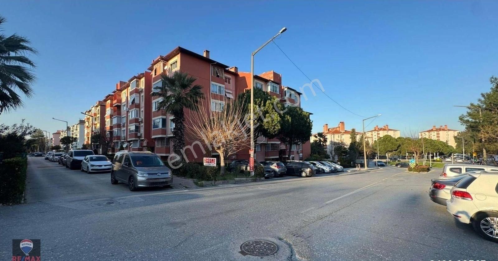 Gazıemır Emlakbank Konutları 2.etapta Eşyalı 3+1 Kıralık Daıre - Görsel 17