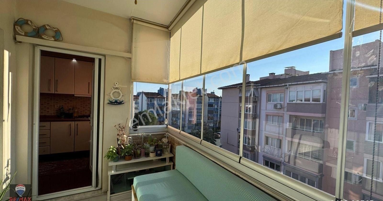 Gazıemır Emlakbank Konutları 2.etapta Eşyalı 3+1 Kıralık Daıre - Görsel 23