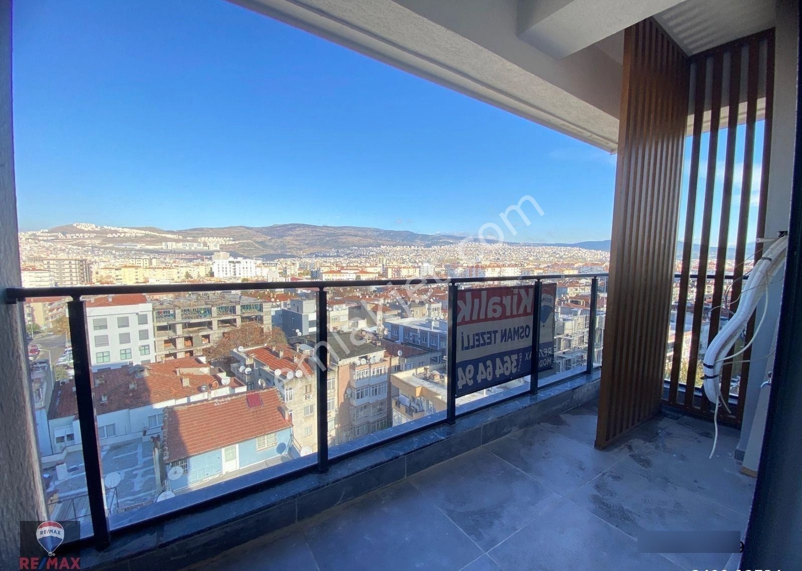 İzmir Bayraklı Ankara Caddesinde Sıfır Kiralık 3+1 - Görsel 12