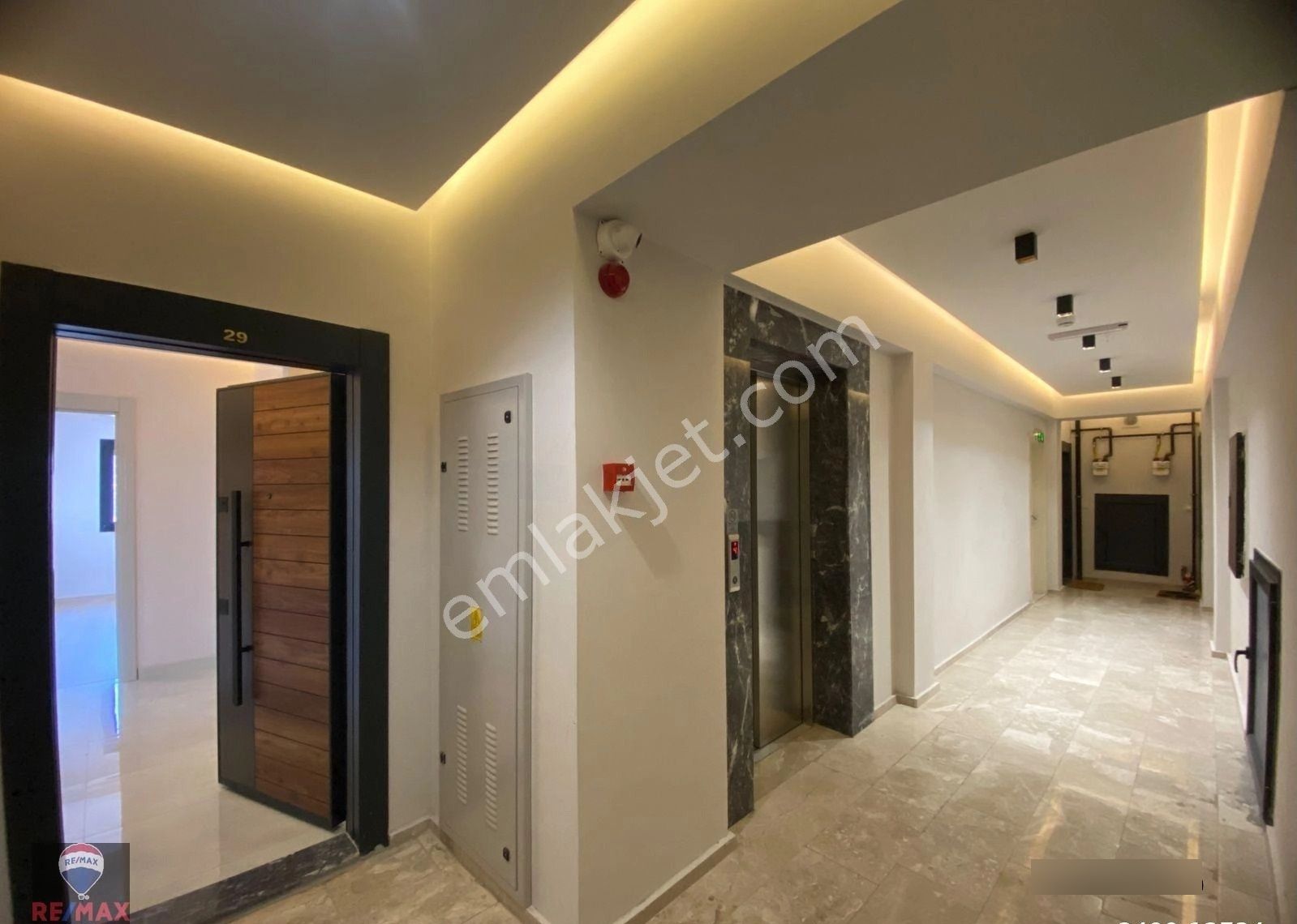 İzmir Bayraklı Ankara Caddesinde Sıfır Kiralık 3+1 - Görsel 4