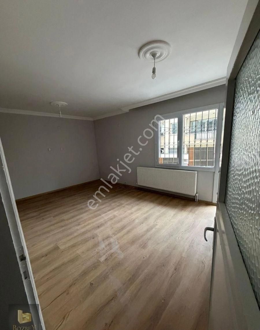 Buca Fırat Mah. 2+1 95 M2 Kapalı Mutfak Doğalgazlı Kiralık Daire - Görsel 6